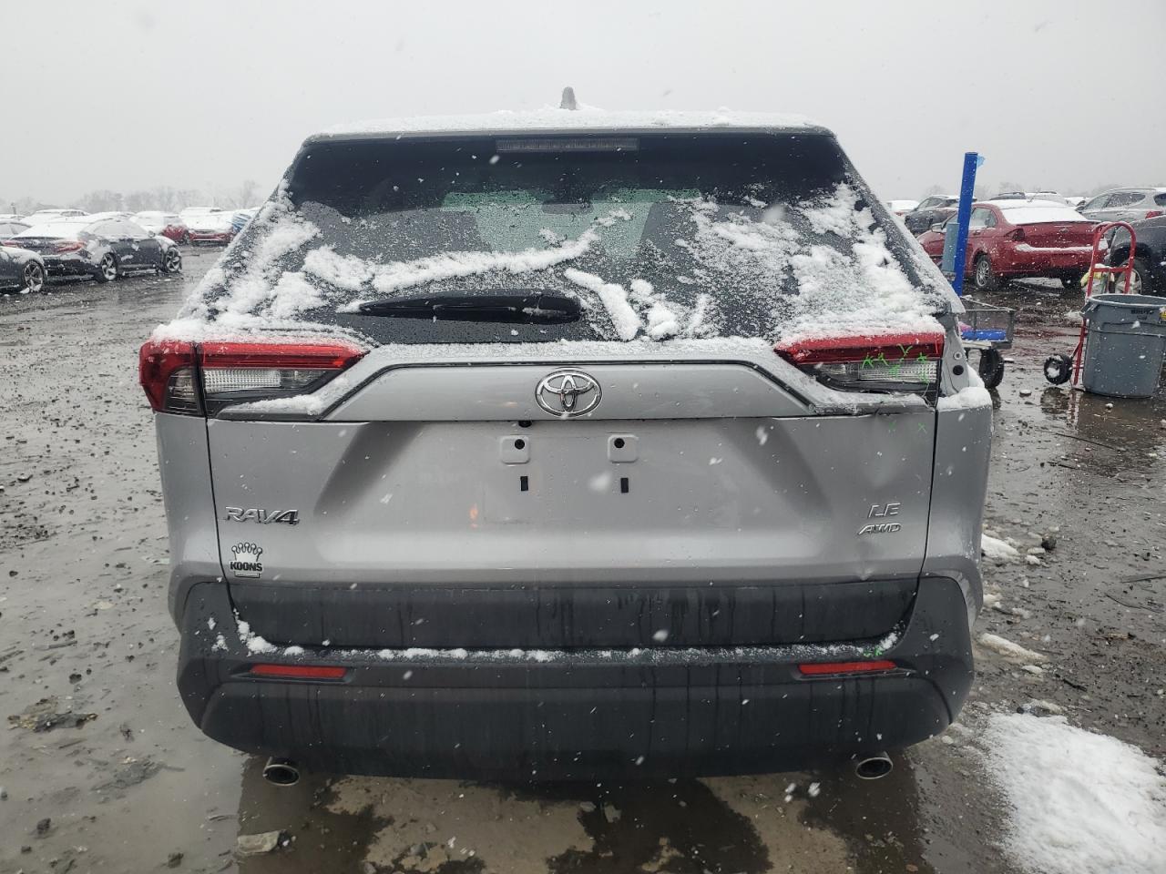 2024 Toyota RAV 4 - Image 6