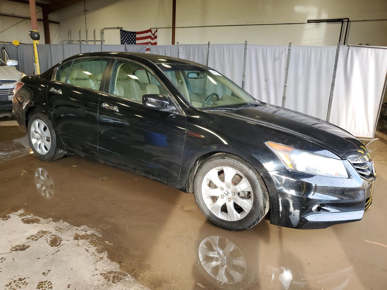 2010 Honda Accord - Image 4