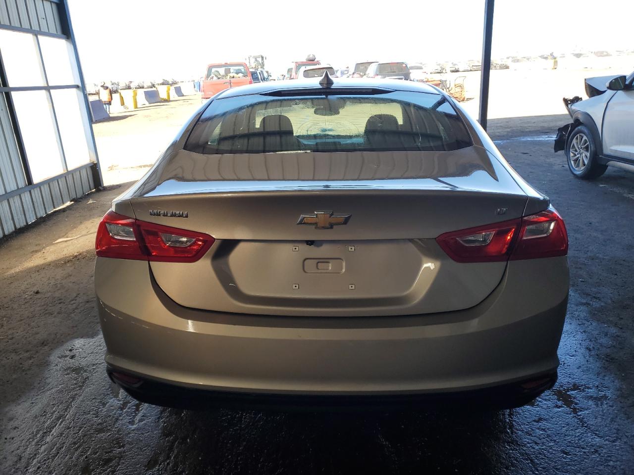 2023 Chevrolet Malibu - Image 6