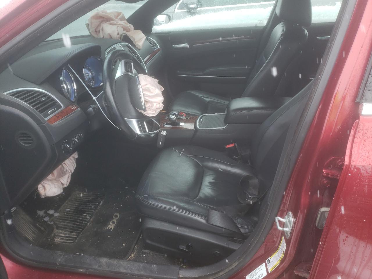 2013 Chrysler 300 - Image 7