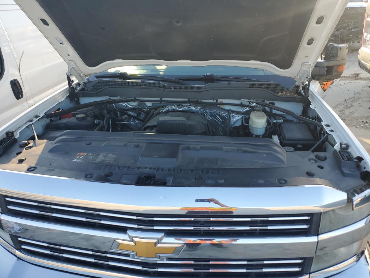 2015 Chevrolet Silverado - Image 12