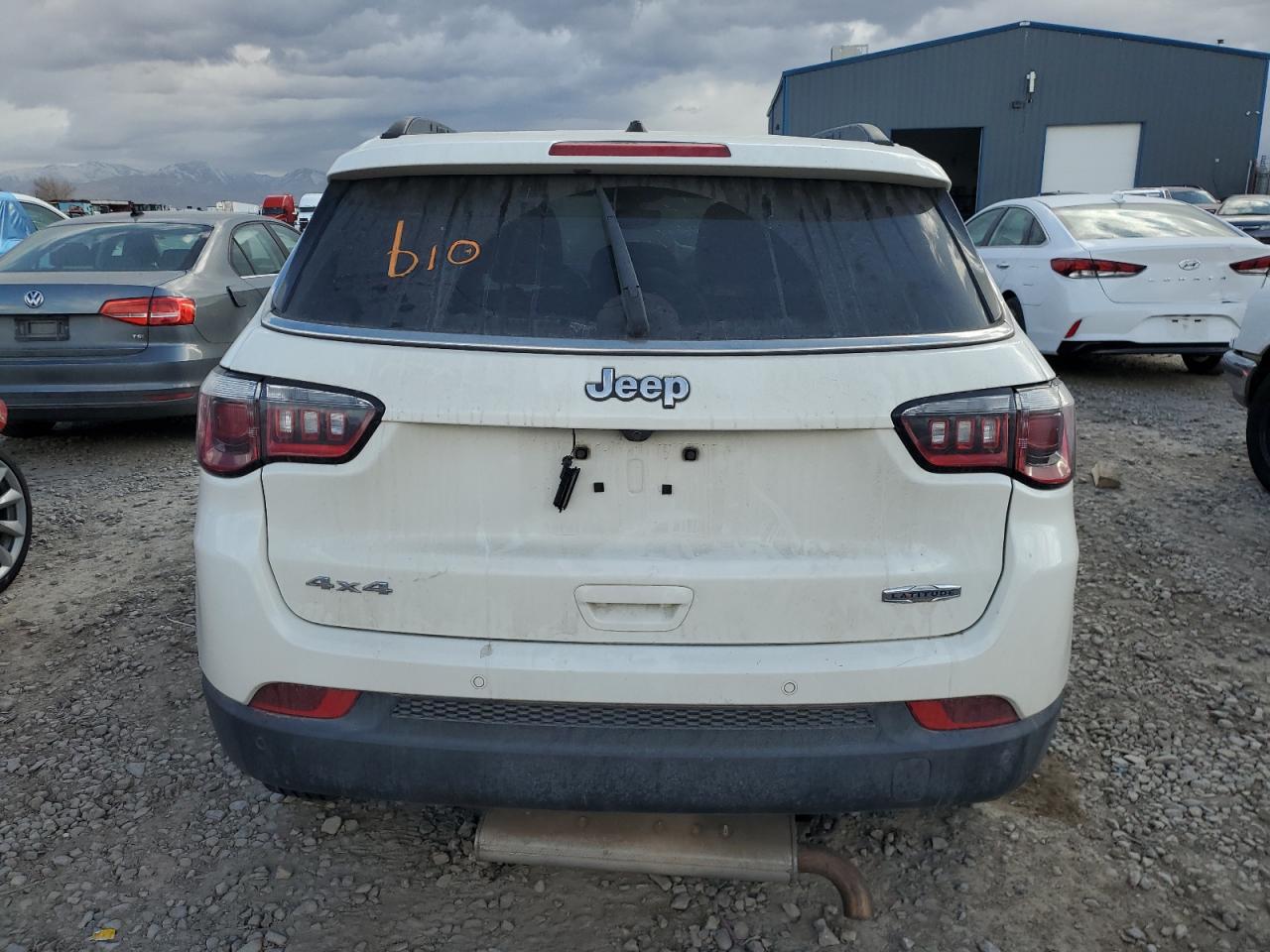 2018 Jeep Compass - Image 6
