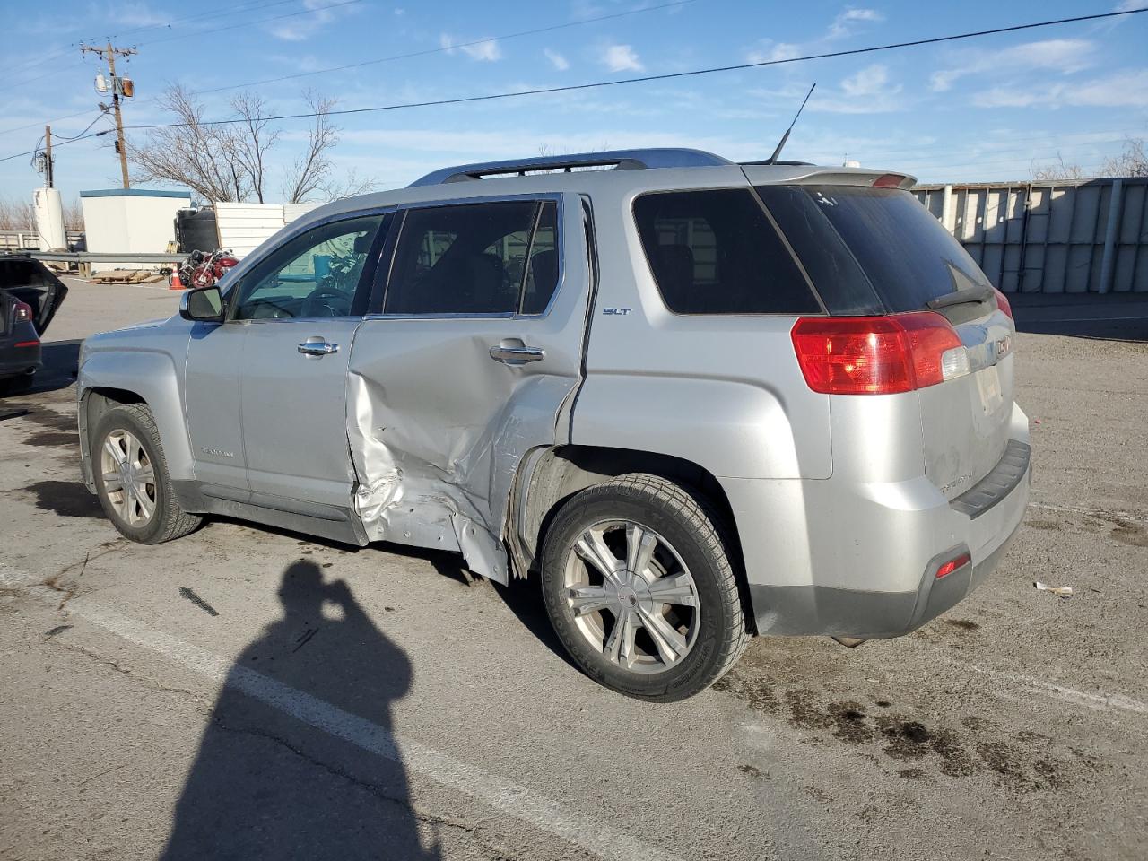 2010 GMC Terrain - Image 2