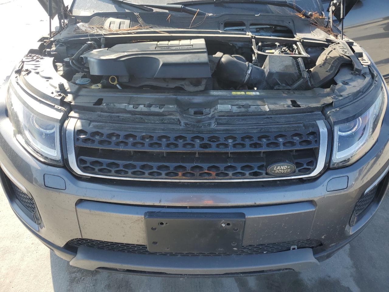 2018 Land Rover Range Rover - Image 11