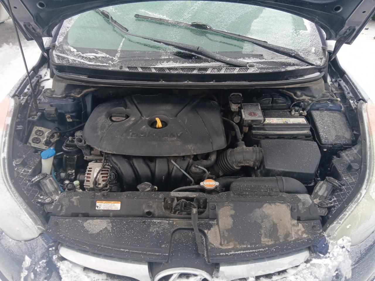 2013 Hyundai Elantra - Image 11
