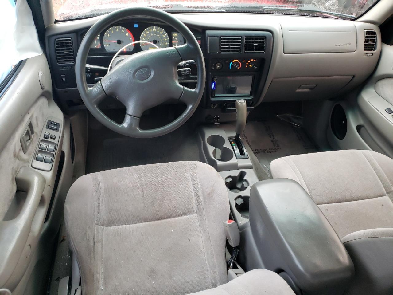 2004 Toyota Tacoma - Image 8