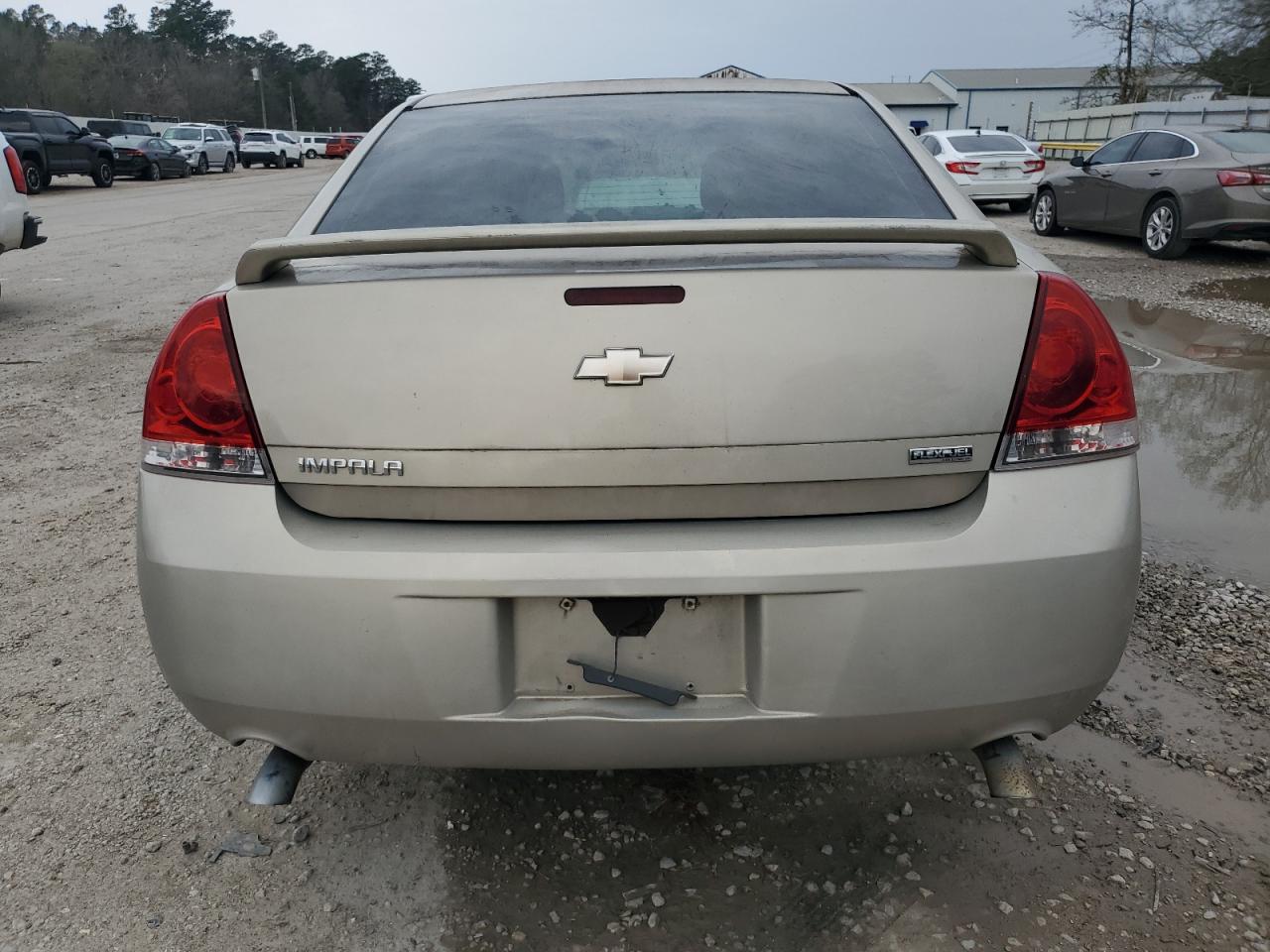 2012 Chevrolet Impala - Image 6