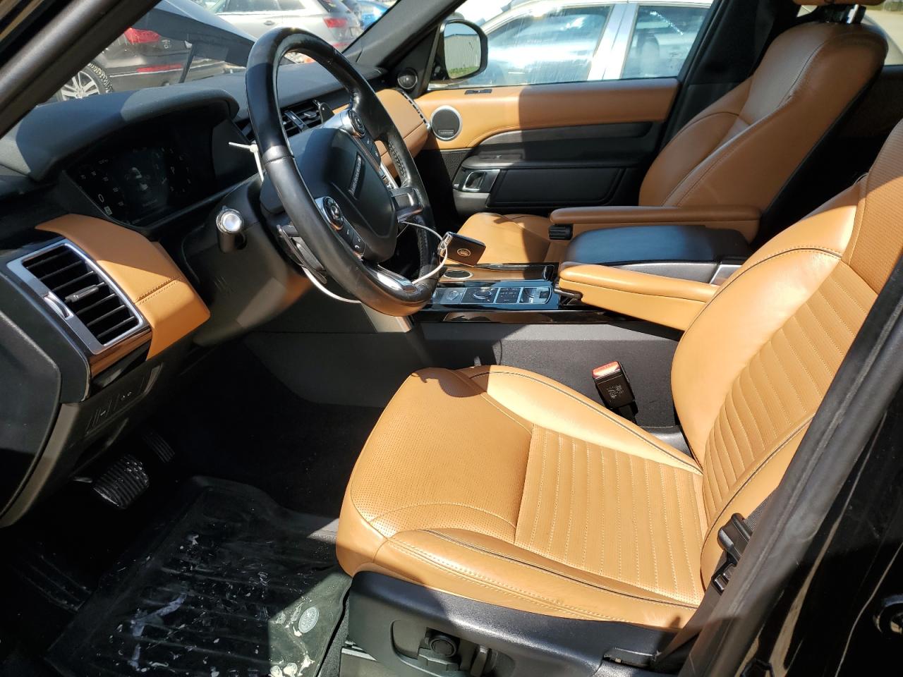 2018 Land Rover Discovery - Image 7