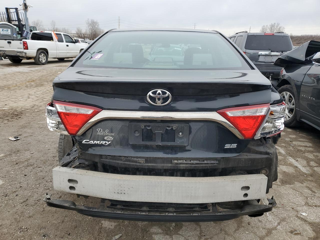 2015 Toyota Camry - Image 6