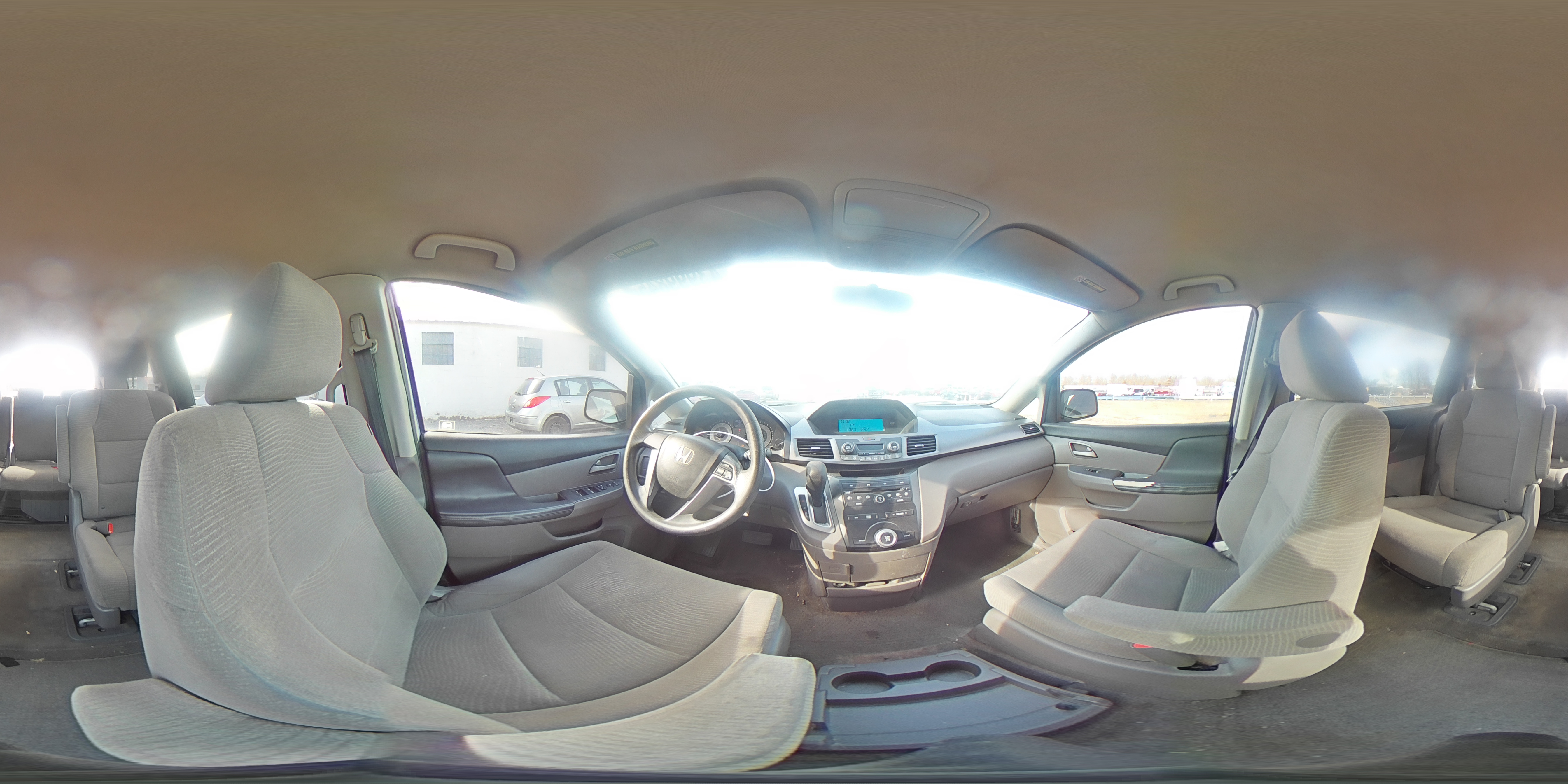 2012 Honda Odyssey - Image 16