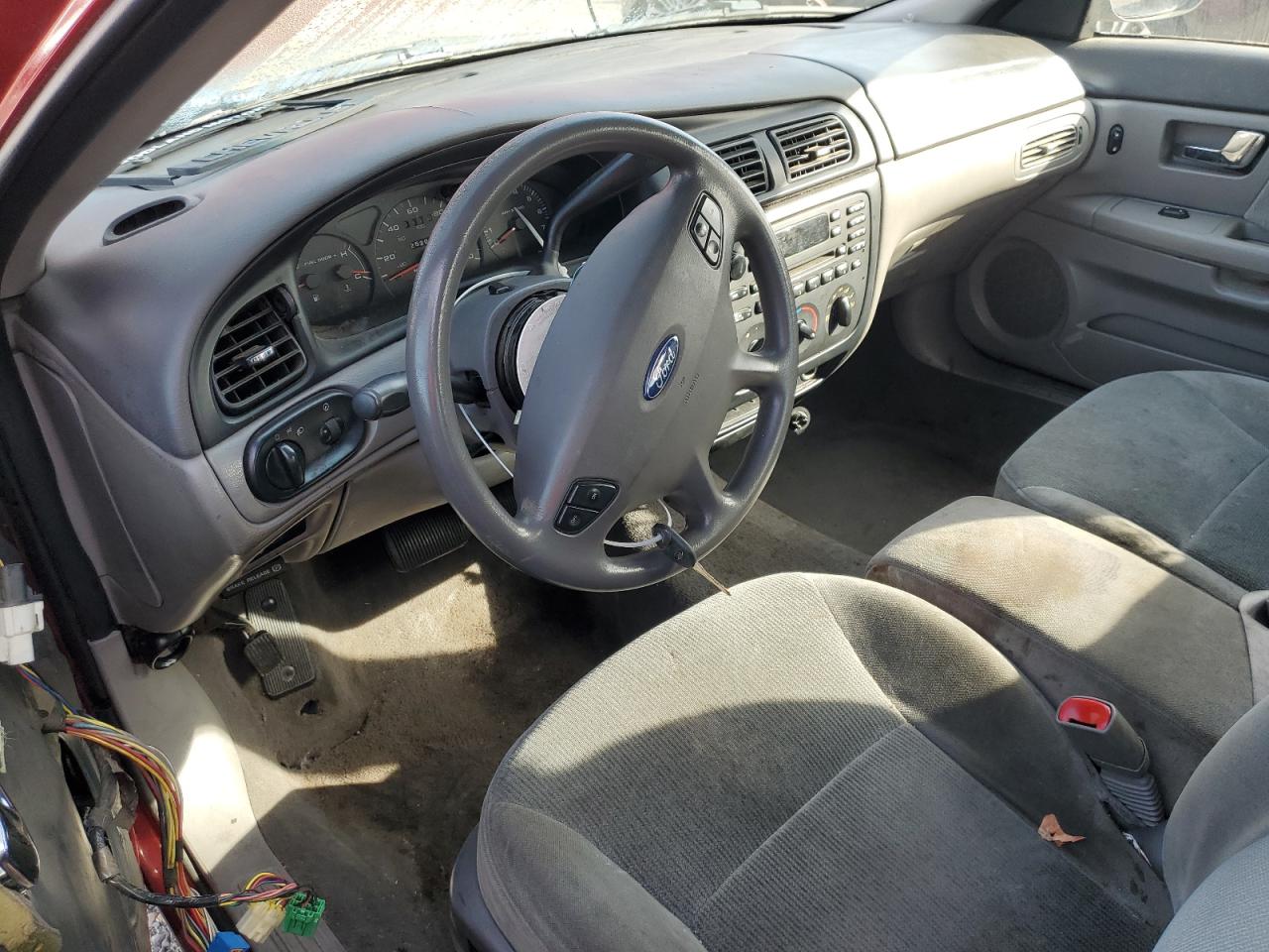2001 Ford Taurus - Image 8