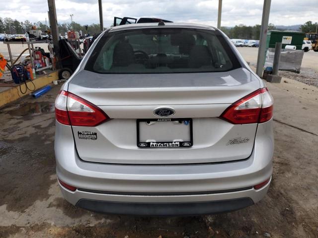  FORD FIESTA 2017 Srebrny