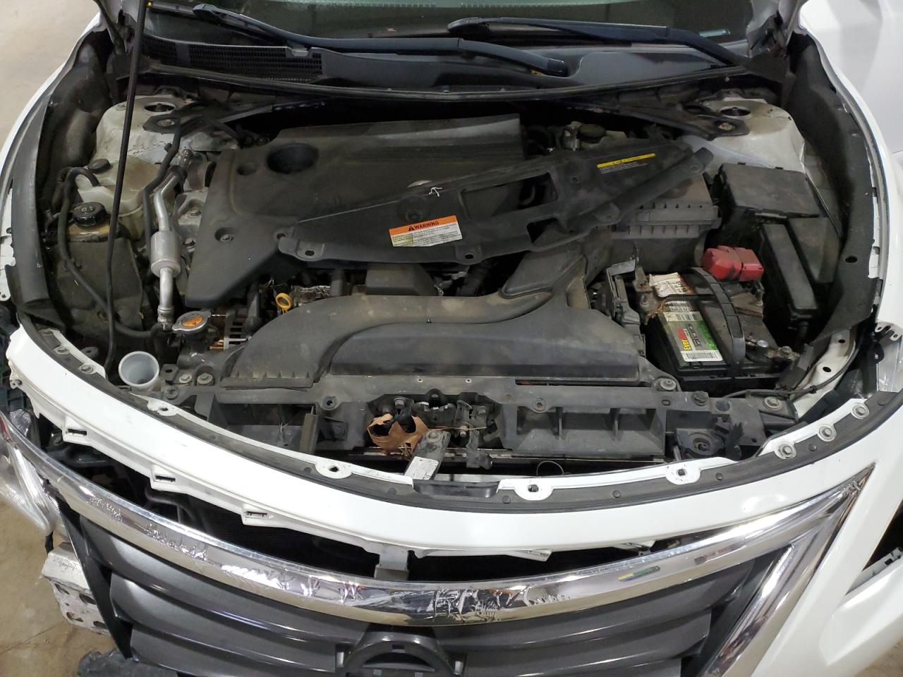 2015 Nissan Altima - Image 11