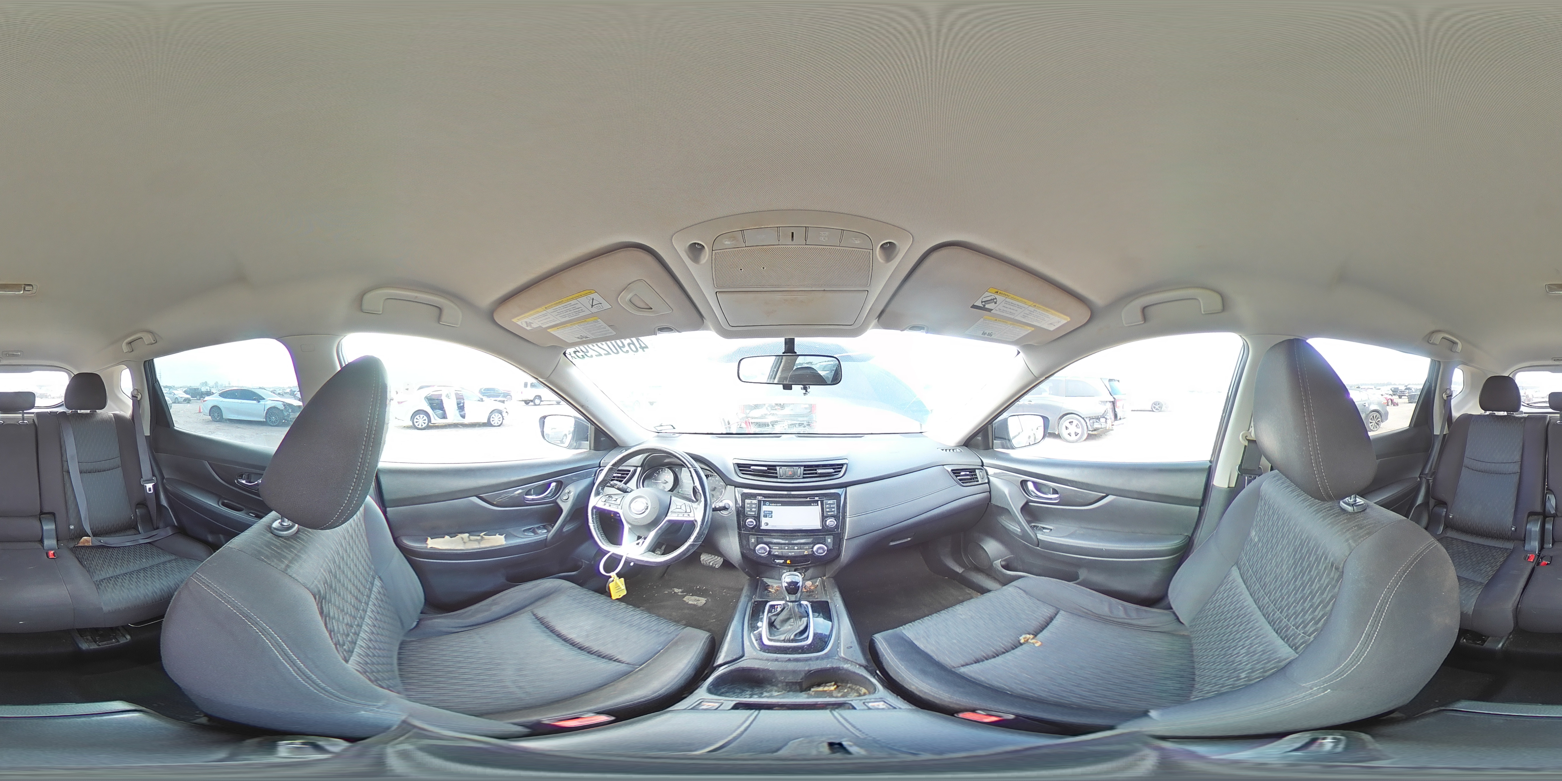 2017 Nissan Rogue - Image 13