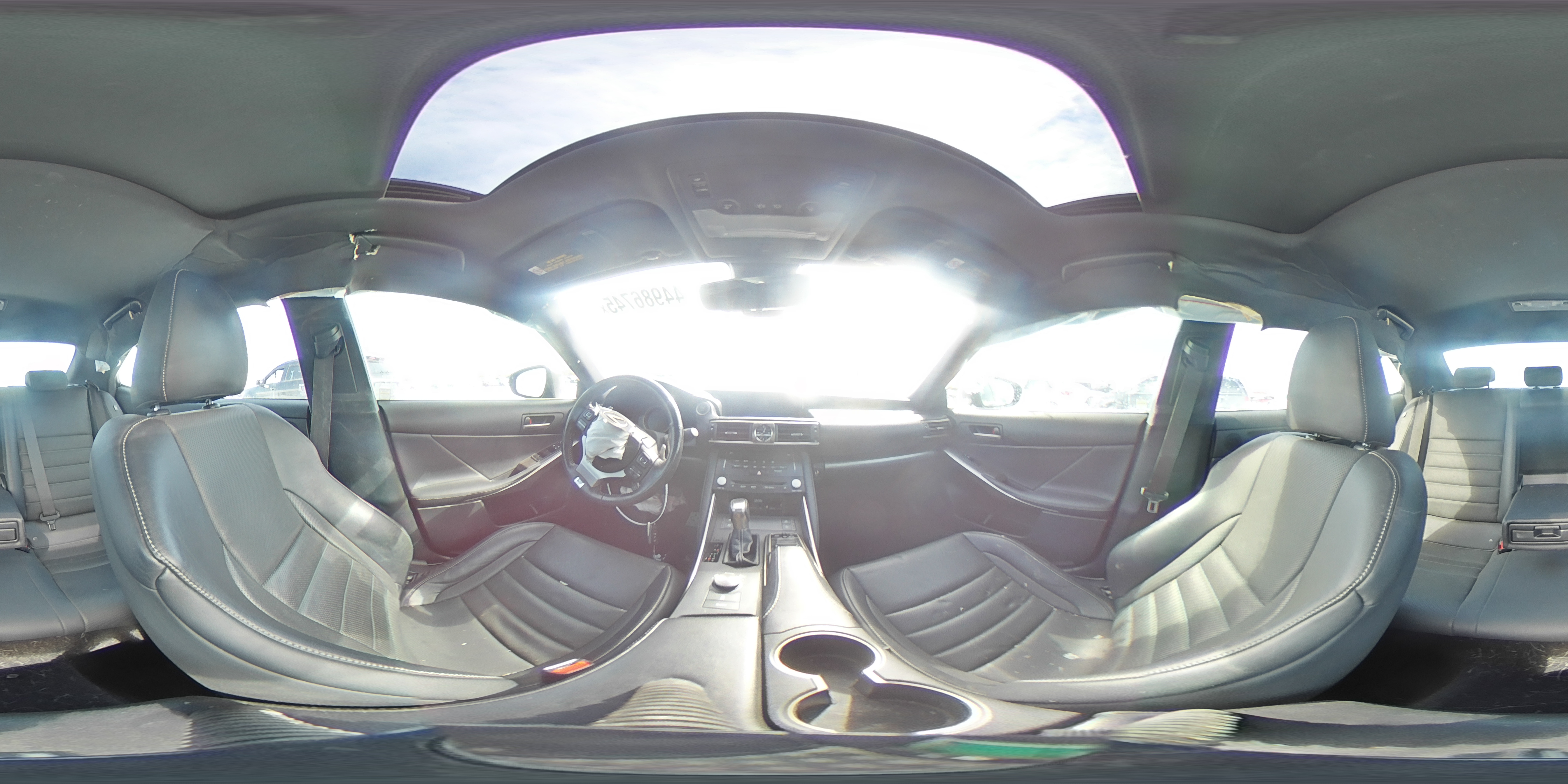 2018 Lexus IS - Image 13