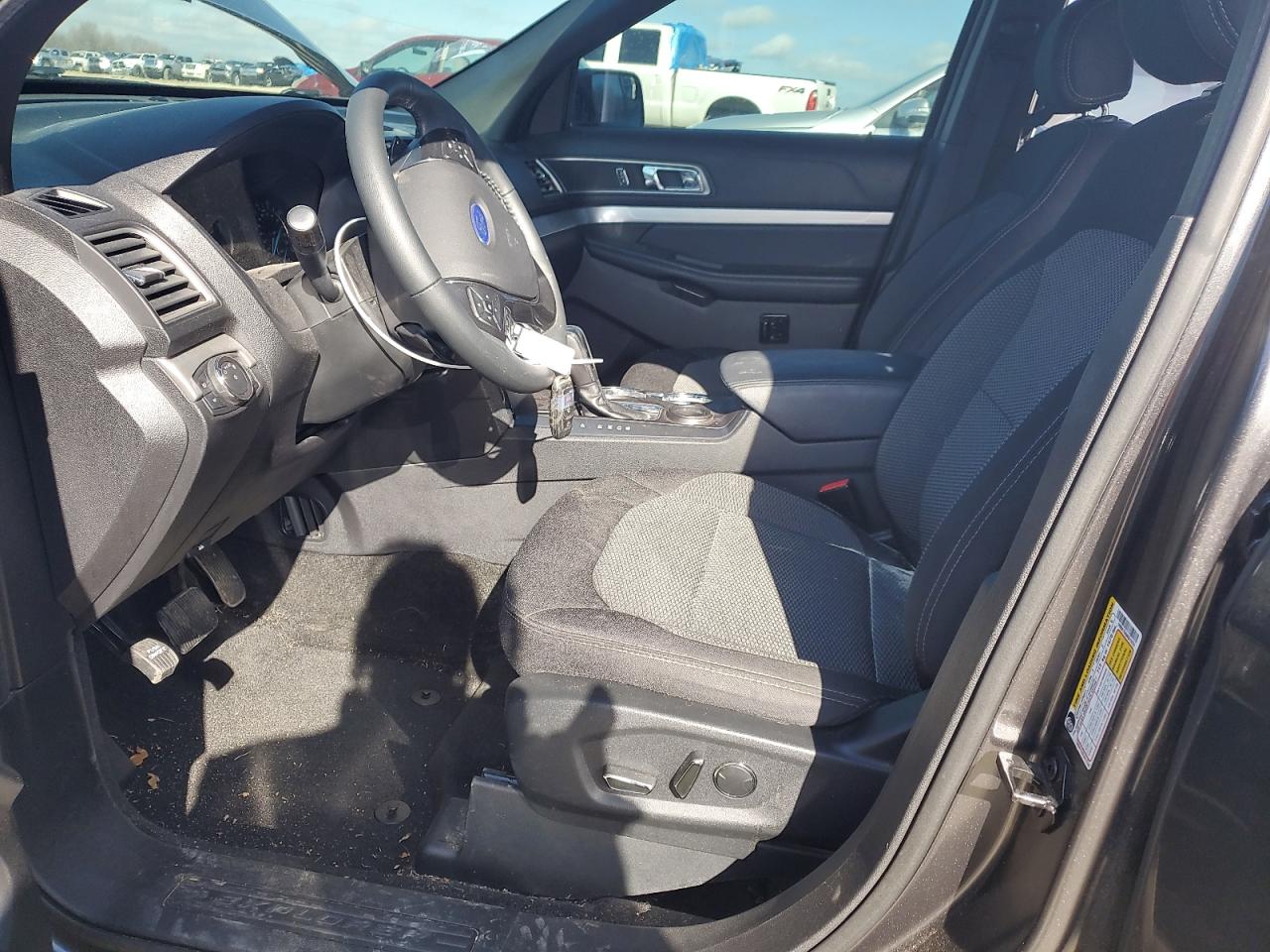 2017 Ford Explorer - Image 7