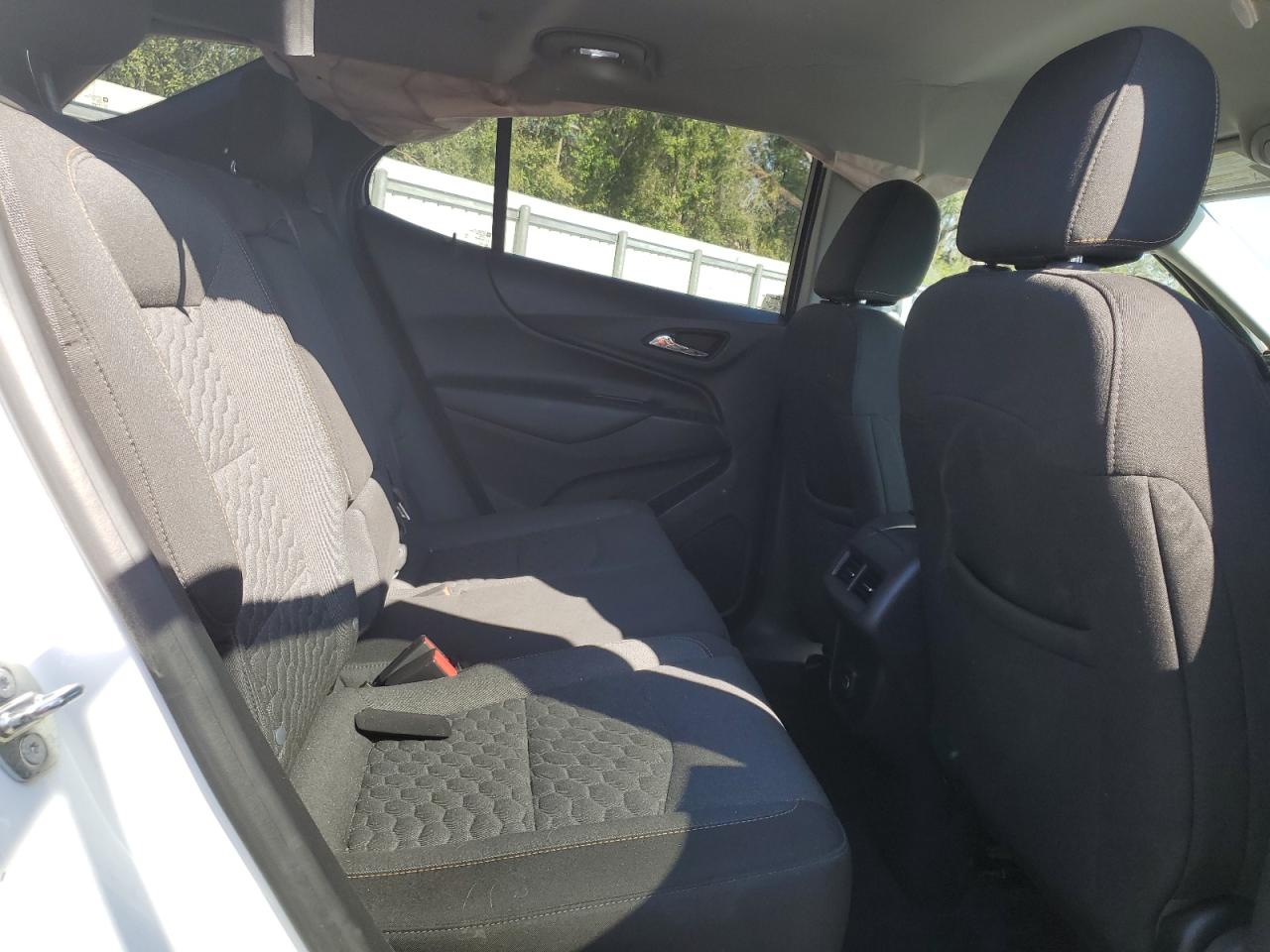 2020 Chevrolet Equinox - Image 11