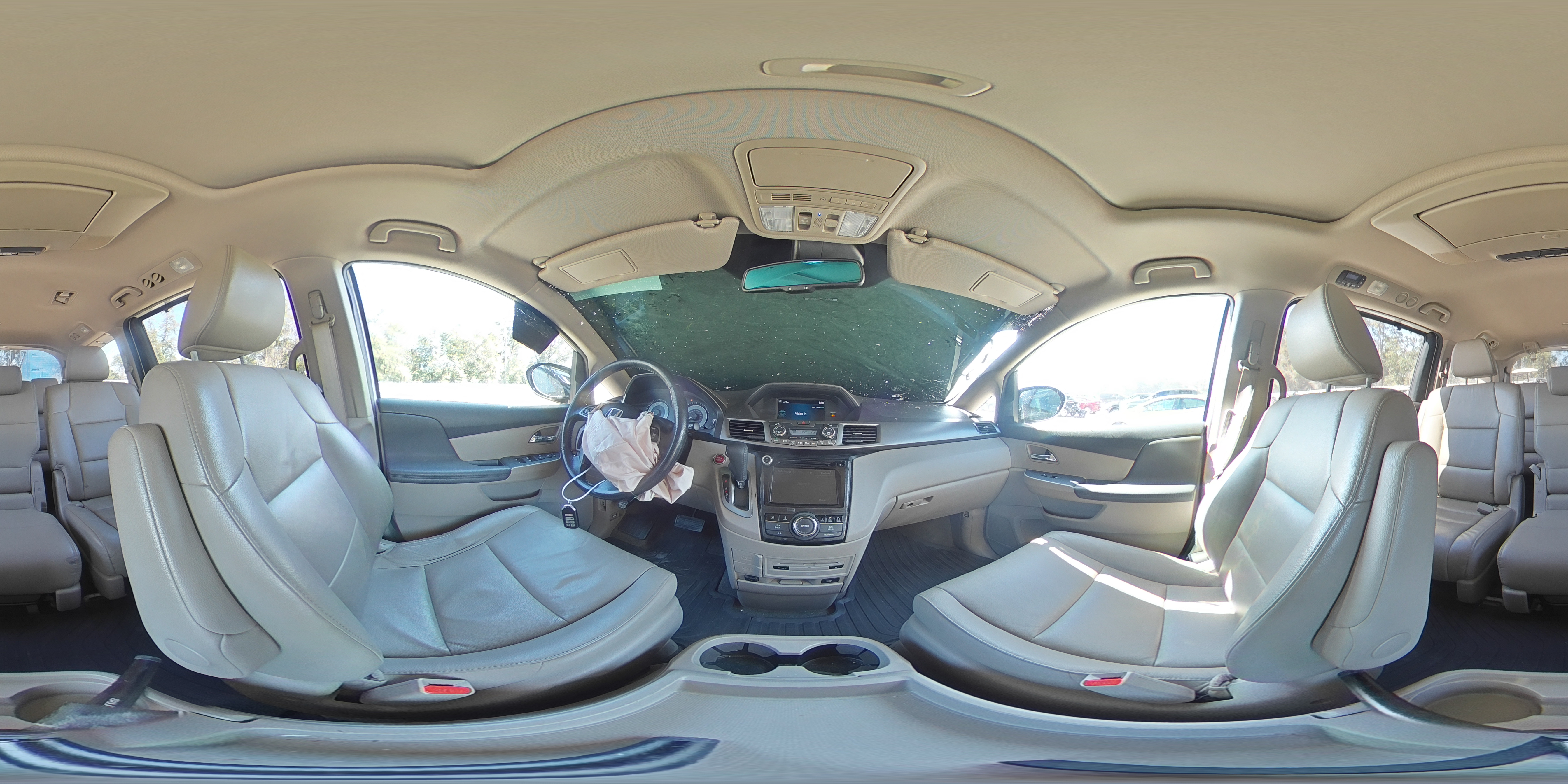 2015 Honda Odyssey - Image 15
