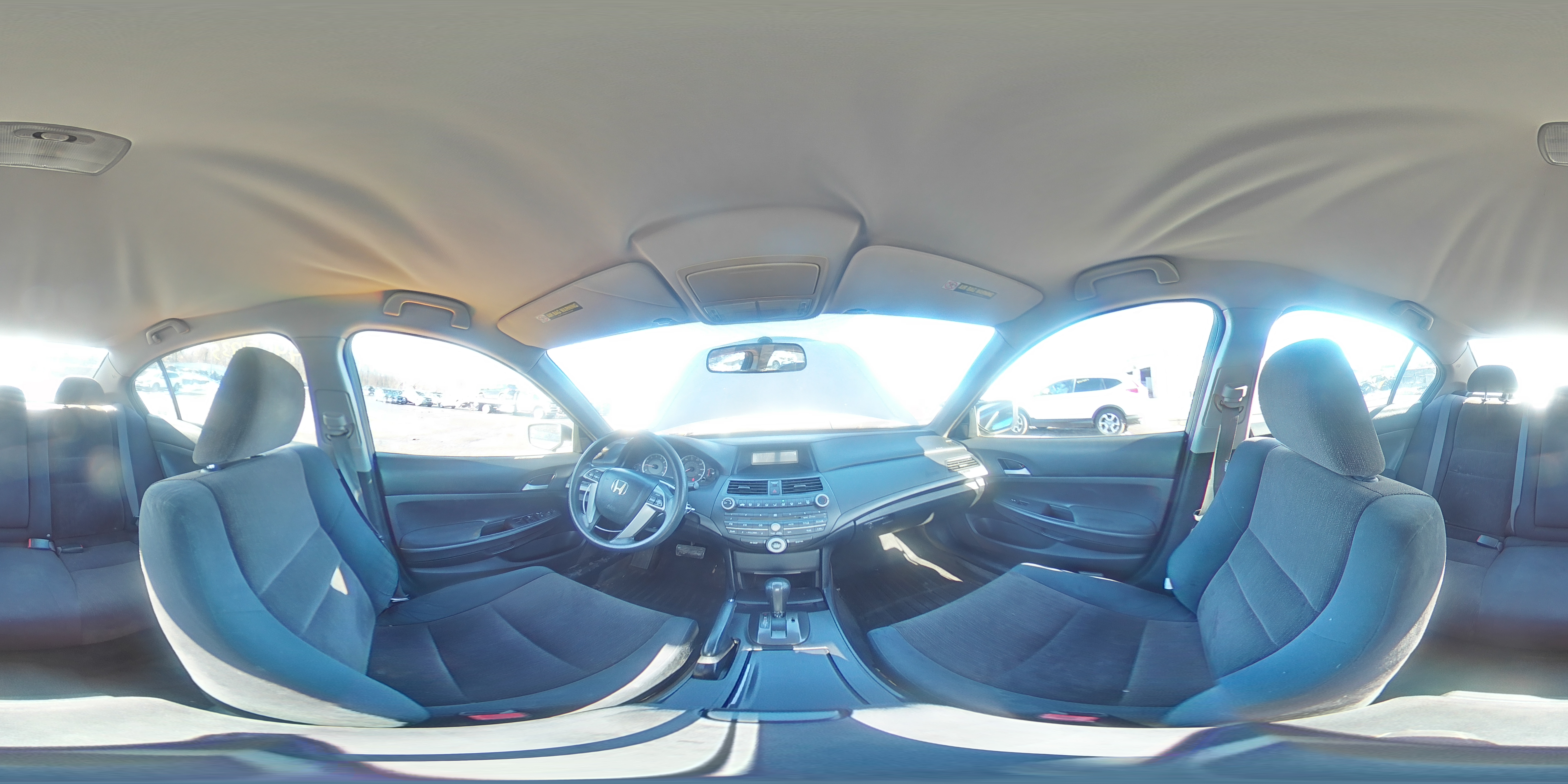 2009 Honda Accord - Image 13