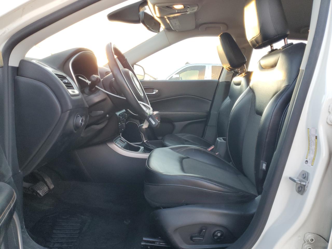 2018 Jeep Compass - Image 7