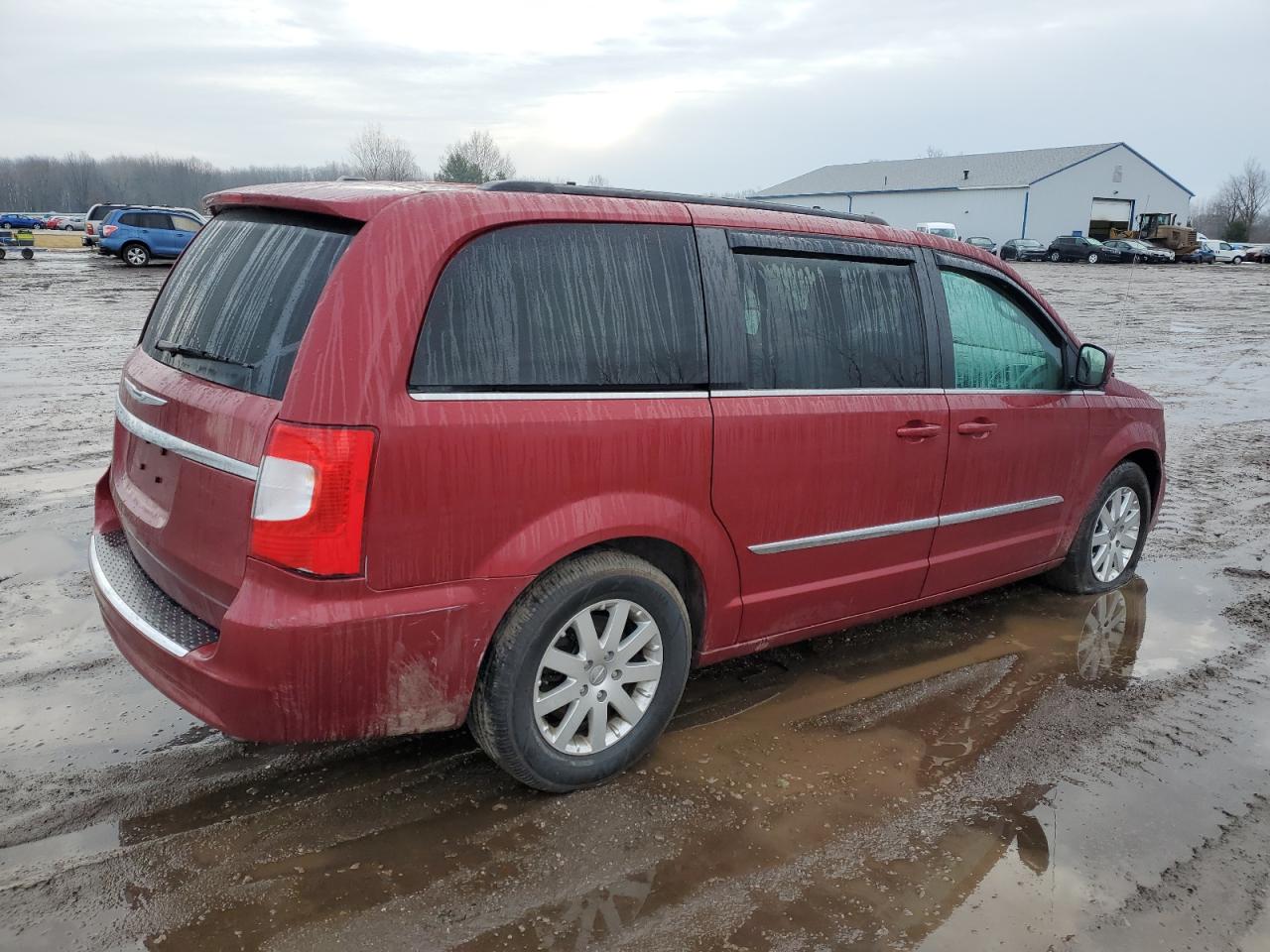 2015 Chrysler Town & Country - Image 3