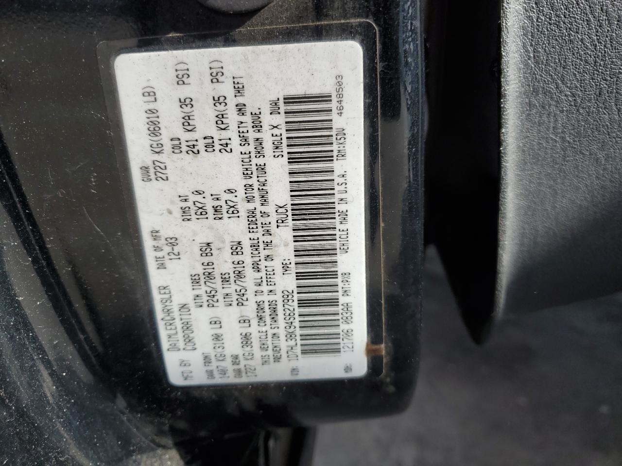 2004 Dodge Dakota - Image 14