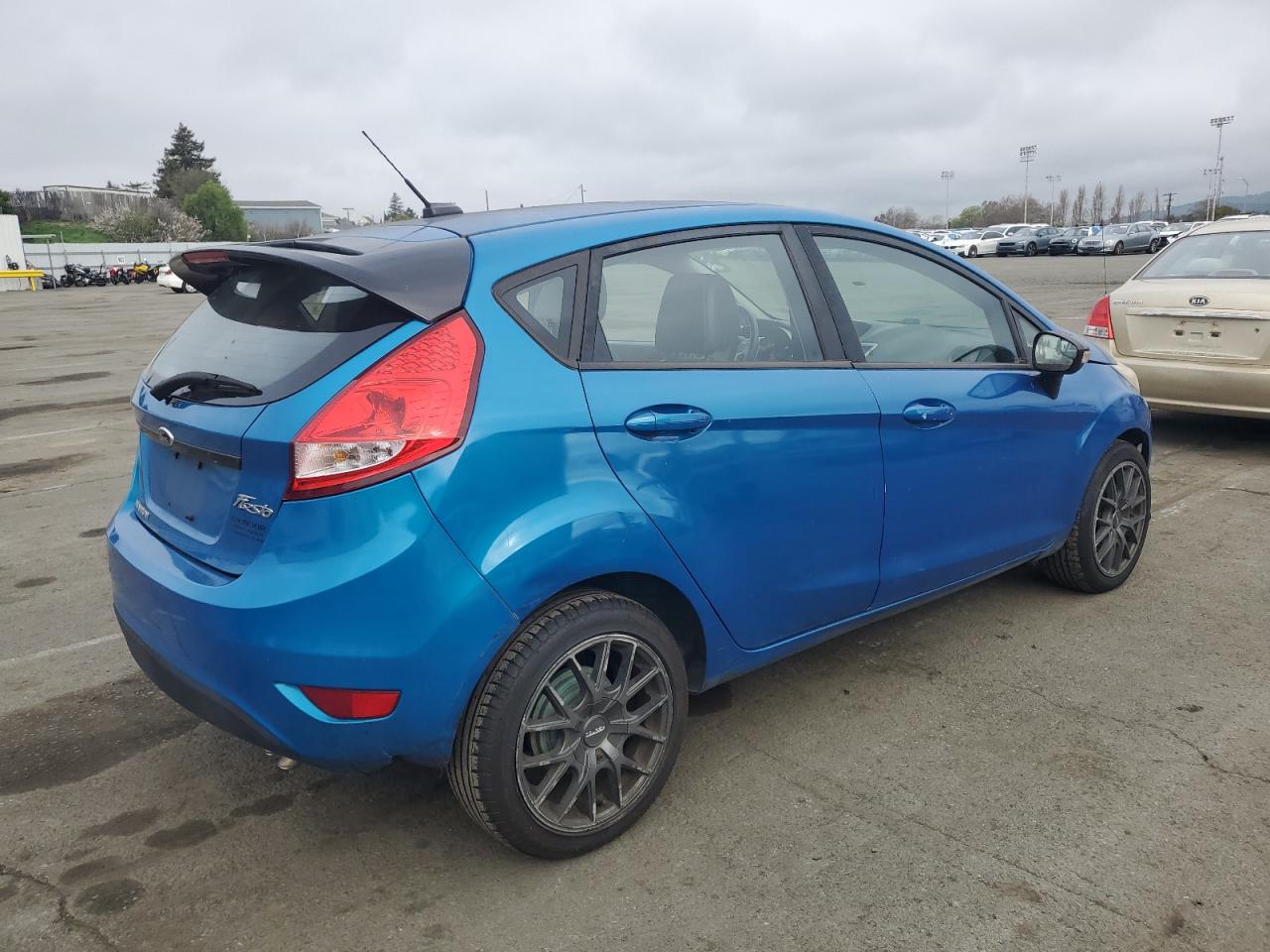 2013 Ford Fiesta - Image 3