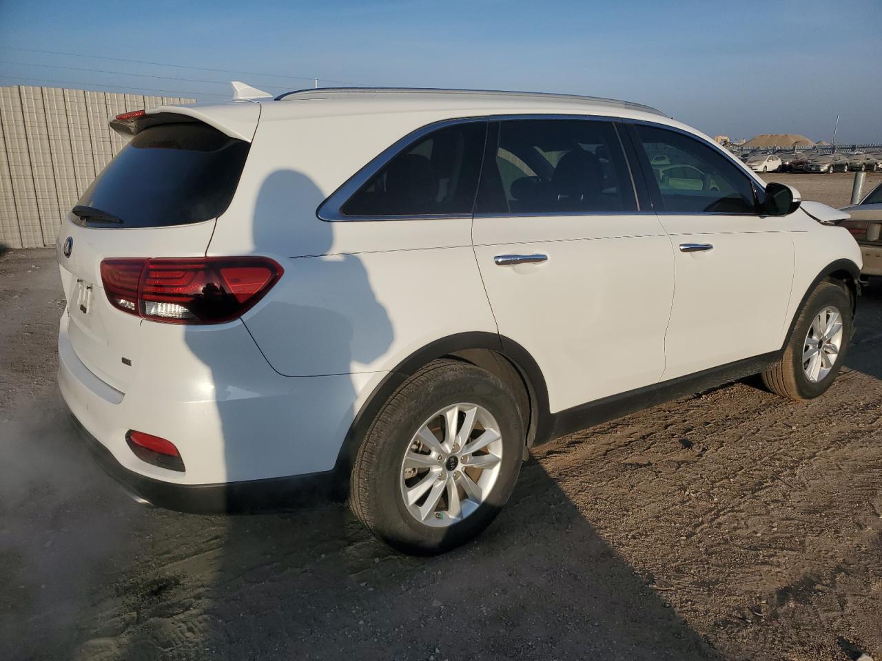 2019 Kia Sorento - Image 3