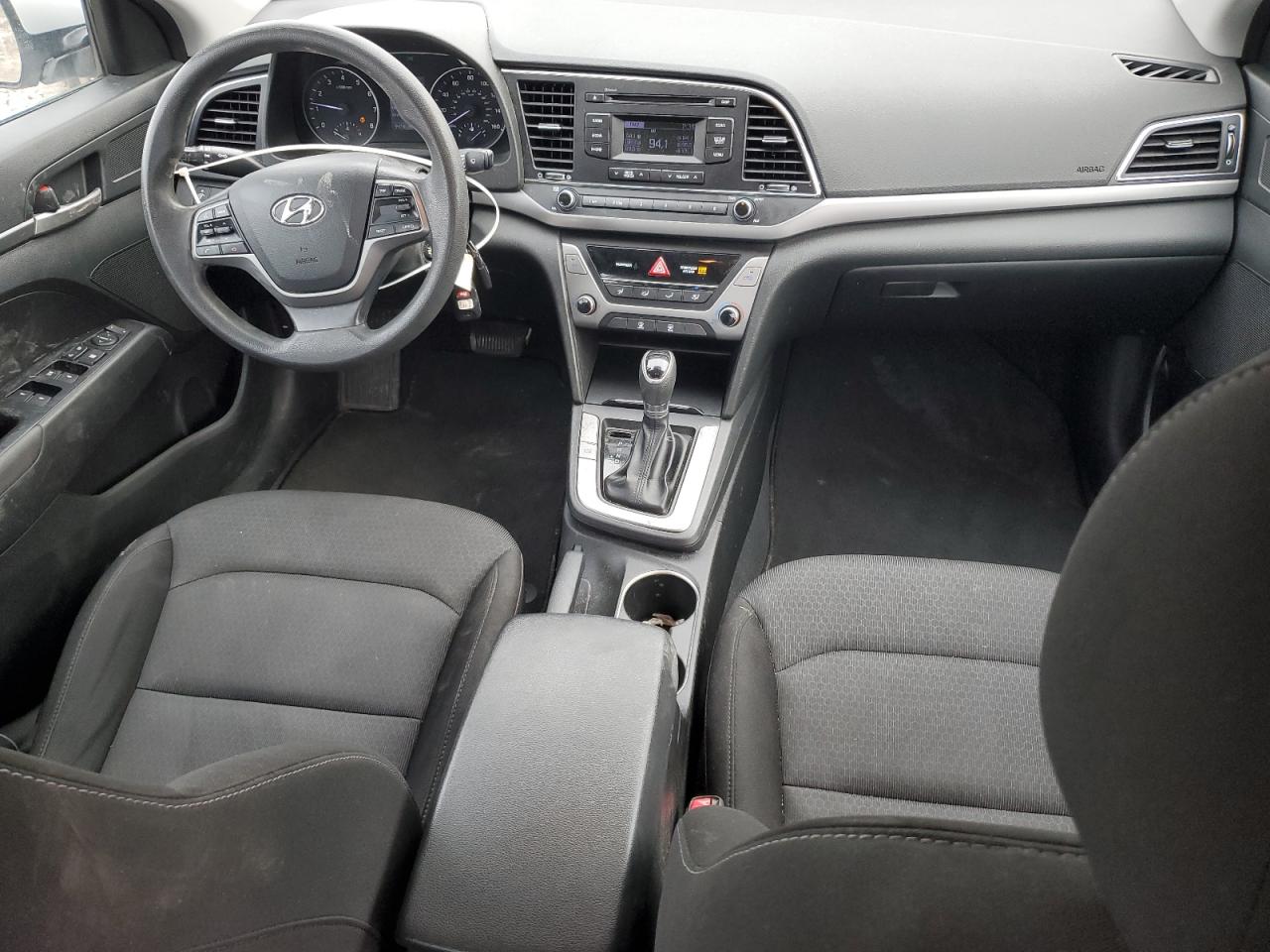 2018 Hyundai Elantra - Image 8