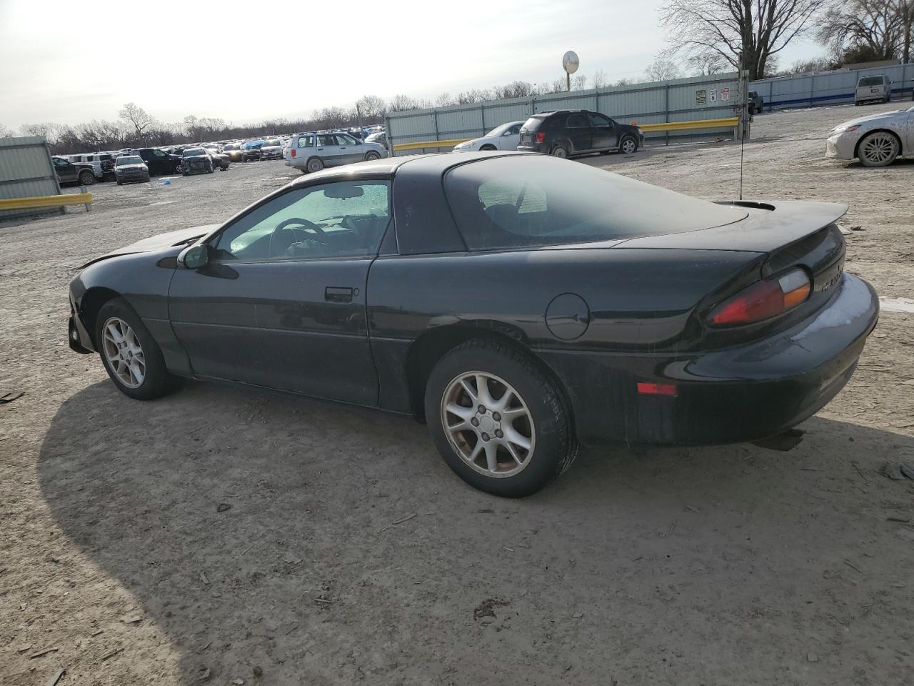 2002 Chevrolet Camaro - Image 2