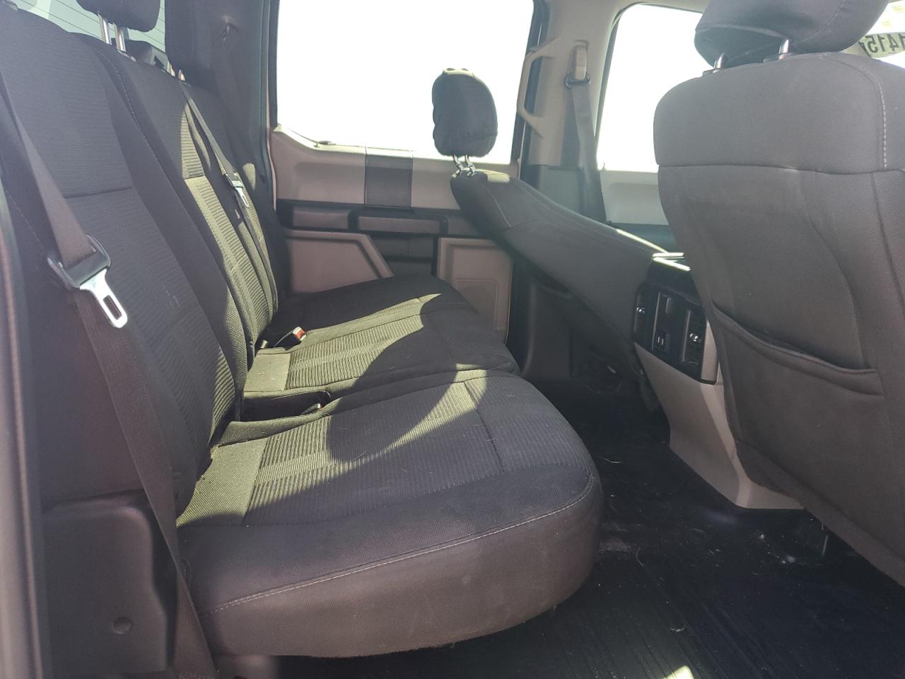 2017 Ford F-150 - Image 10