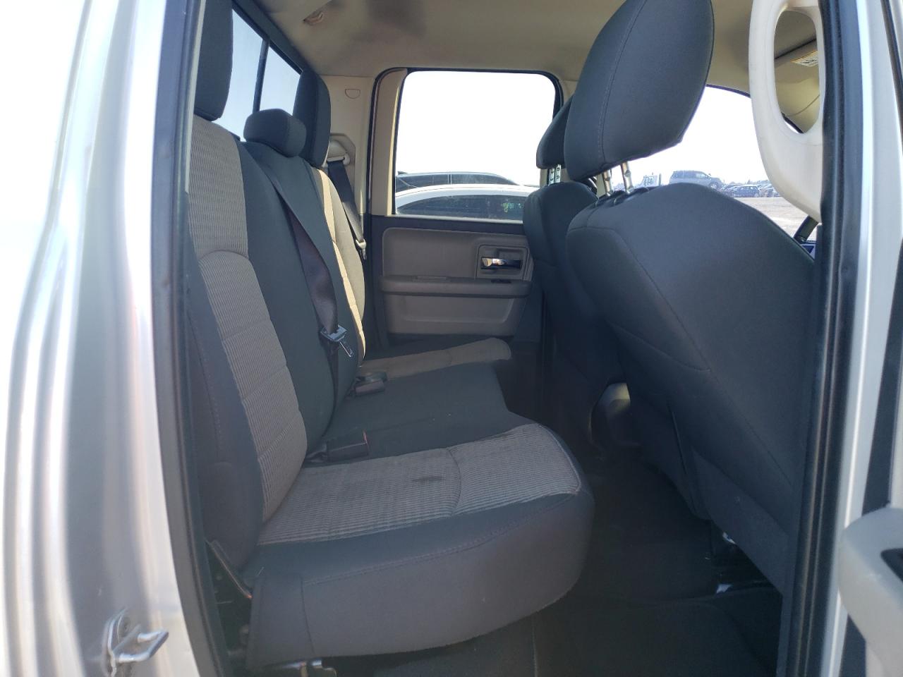 2011 Dodge RAM - Image 10