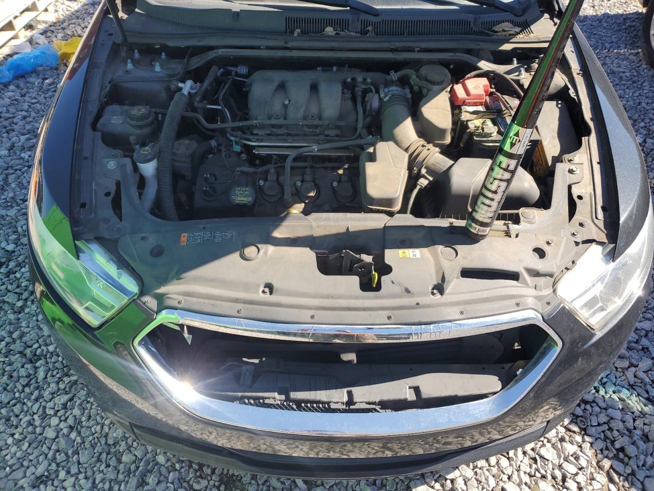 2013 Ford Taurus - Image 11