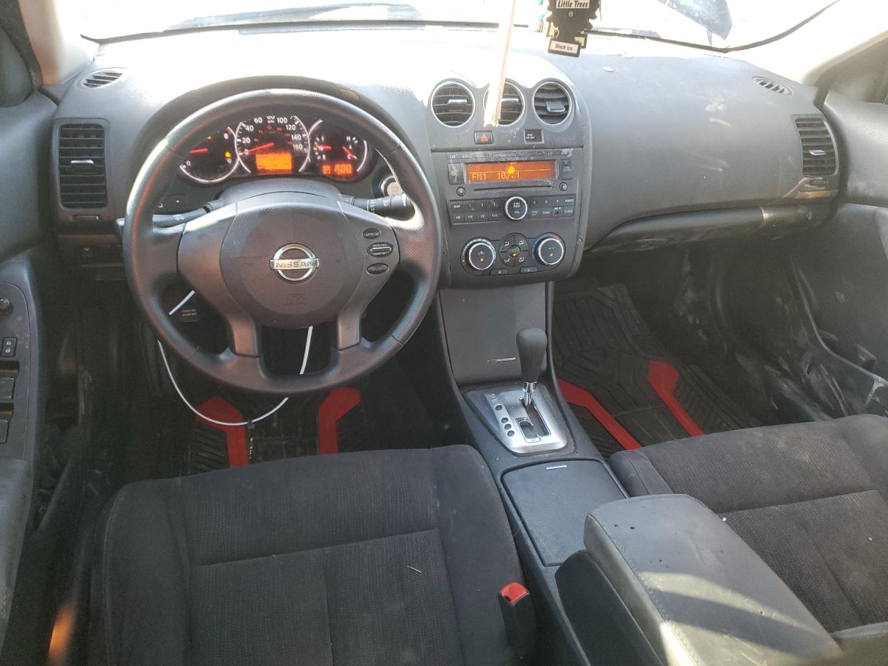 2010 Nissan Altima - Image 8