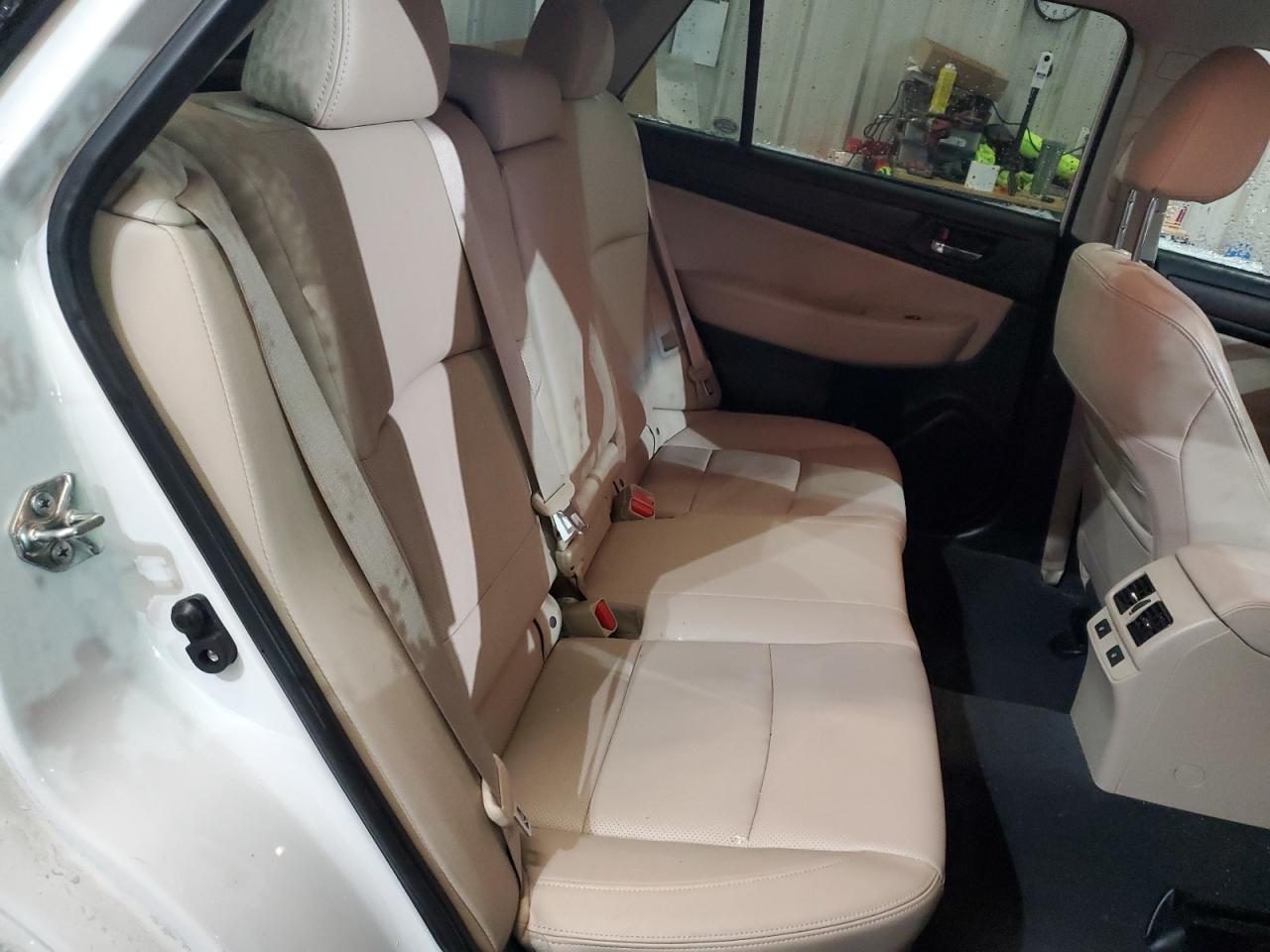 2016 Subaru Outback - Image 11