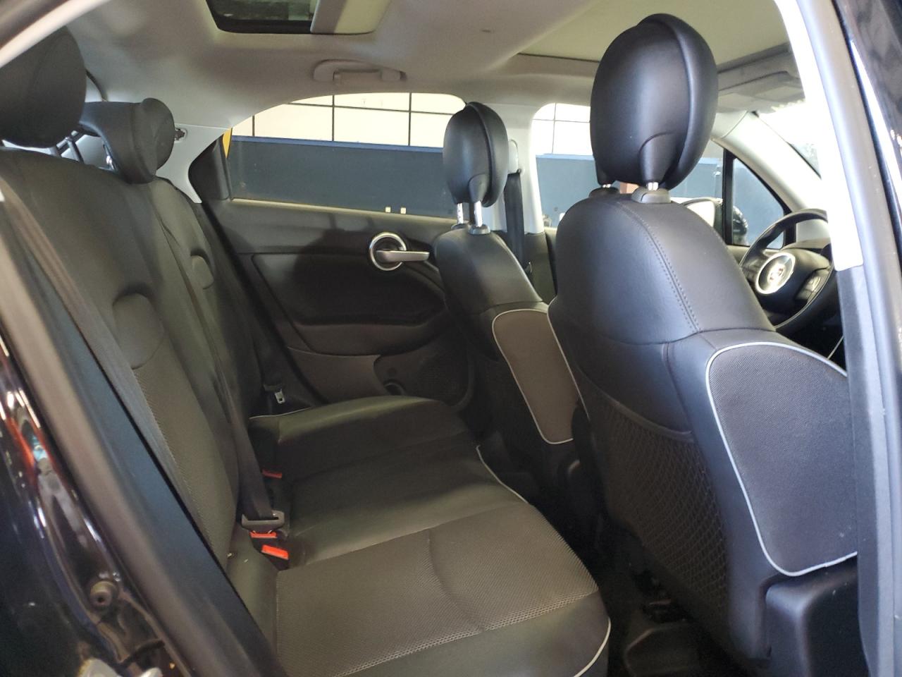2016 Fiat 500 - Image 11