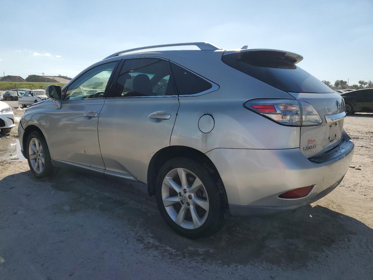 2010 Lexus RX - Image 2