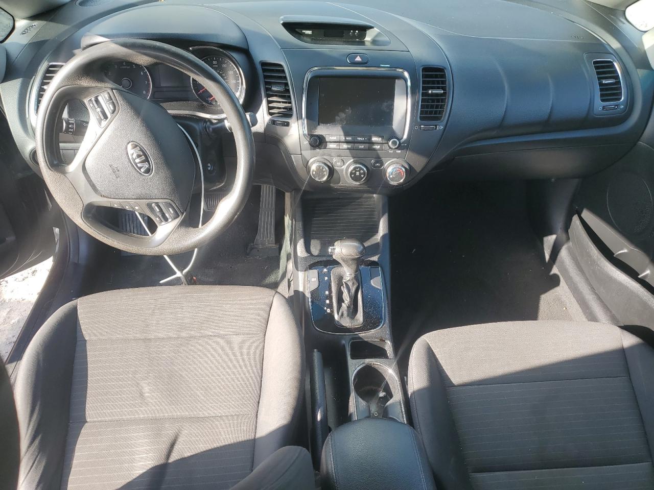 2018 Kia Forte - Image 8