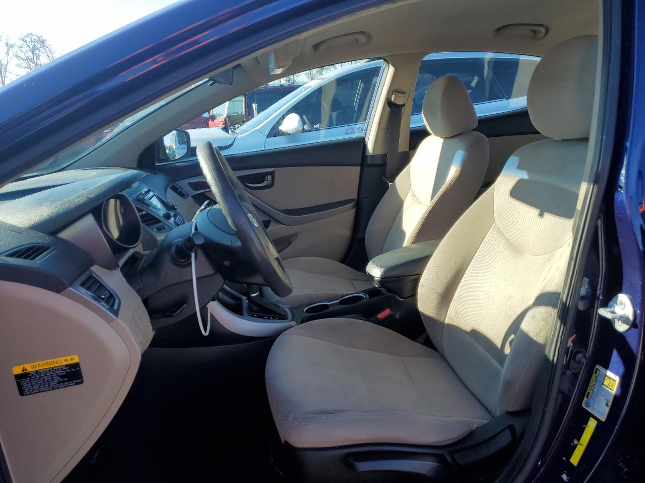 2014 Hyundai Elantra - Image 7