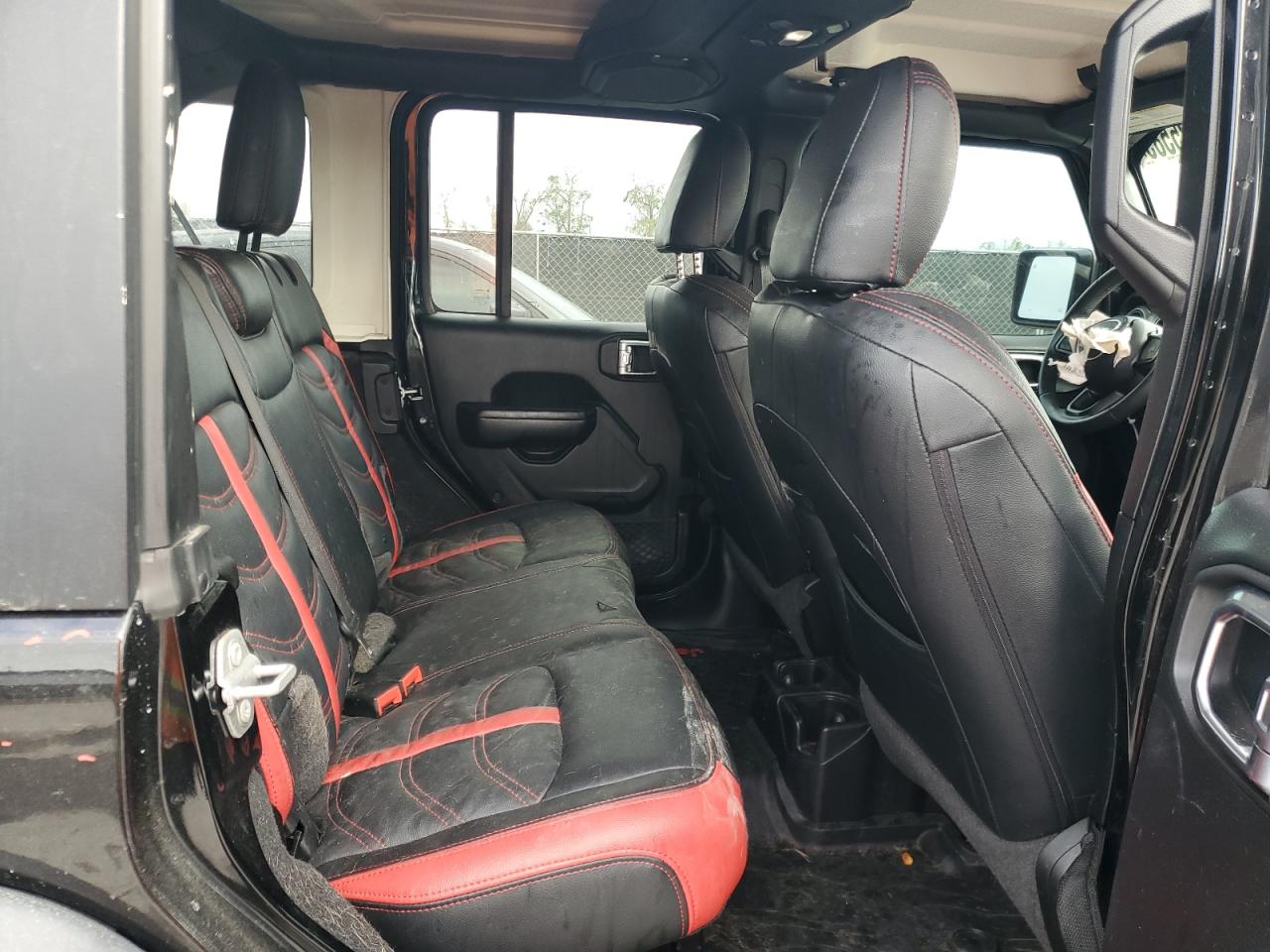 2018 Jeep Wrangler - Image 11