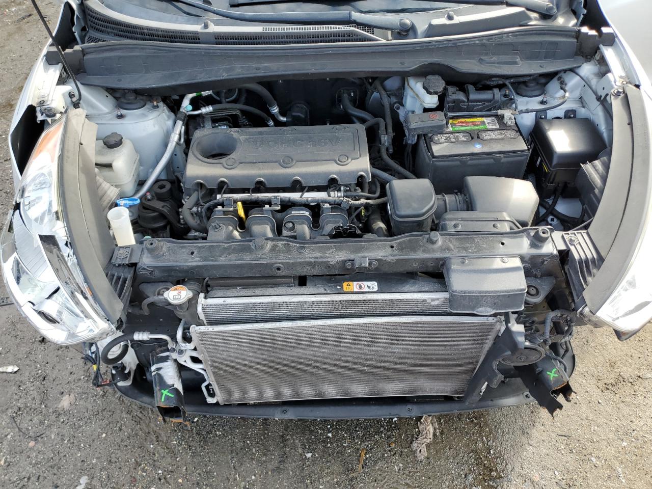 2013 Hyundai Tucson - Image 12