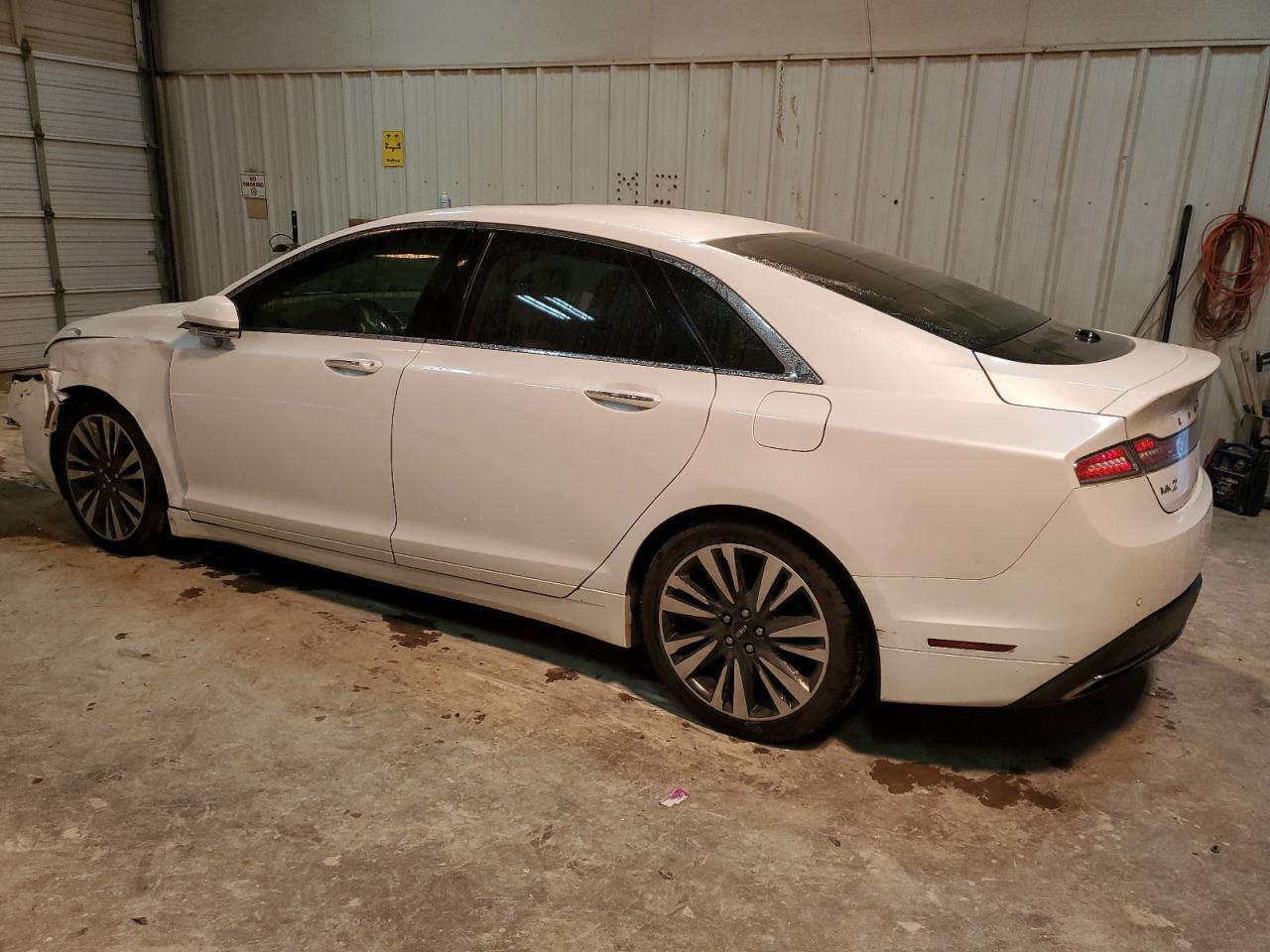 2018 Lincoln MKZ - Image 2