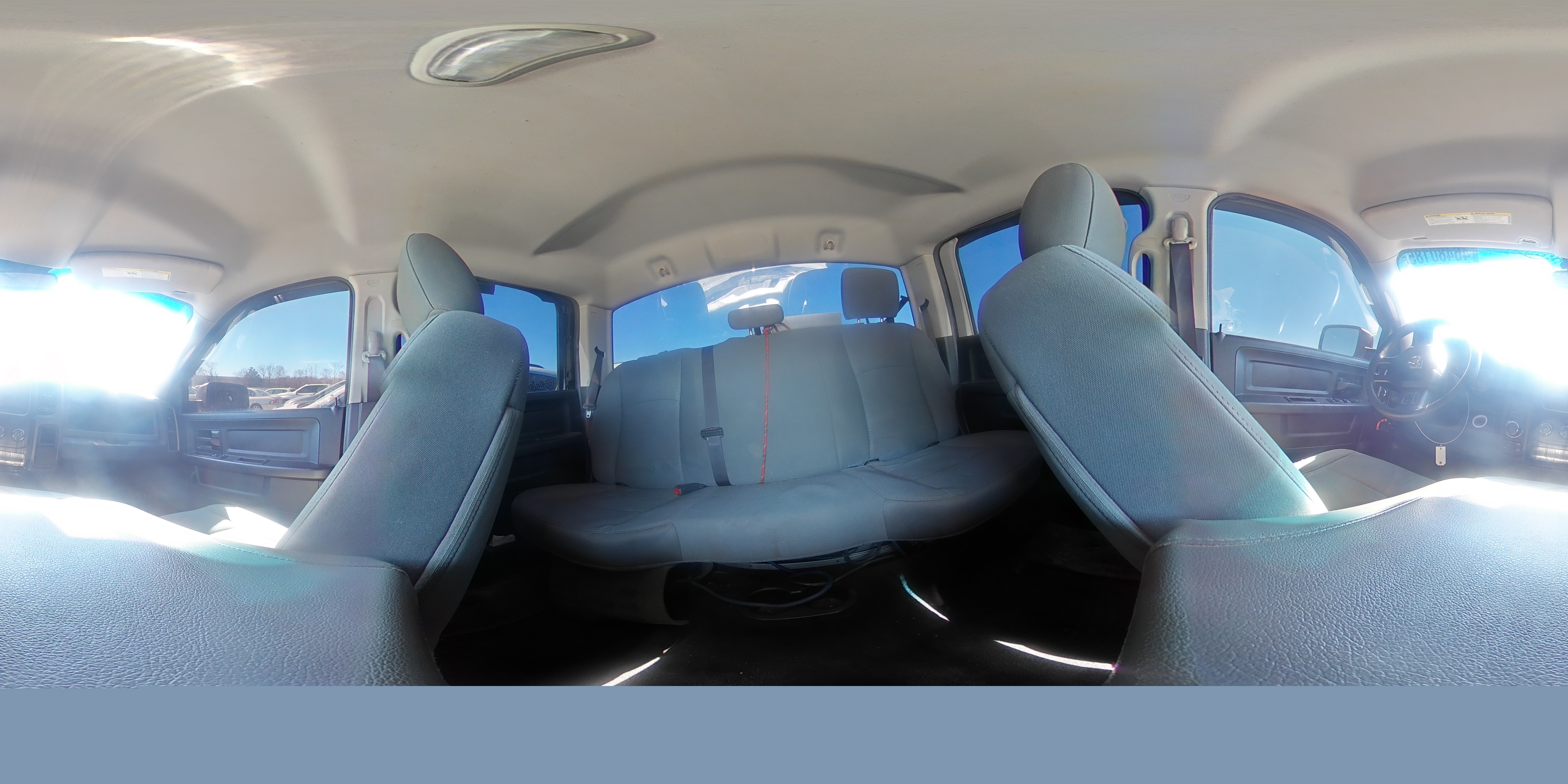 2014 RAM 1500 - Image 12