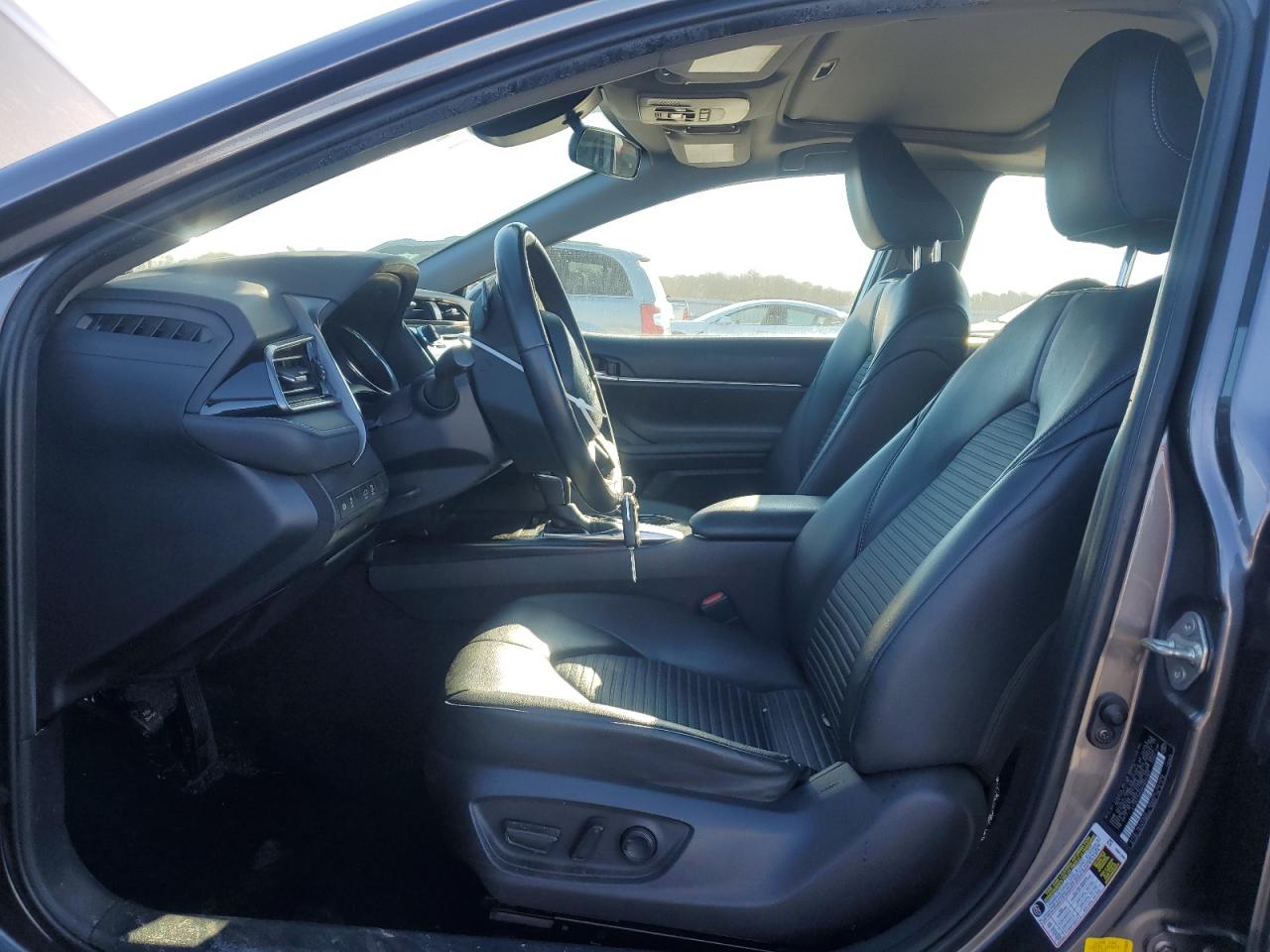 2019 Toyota Camry - Image 7