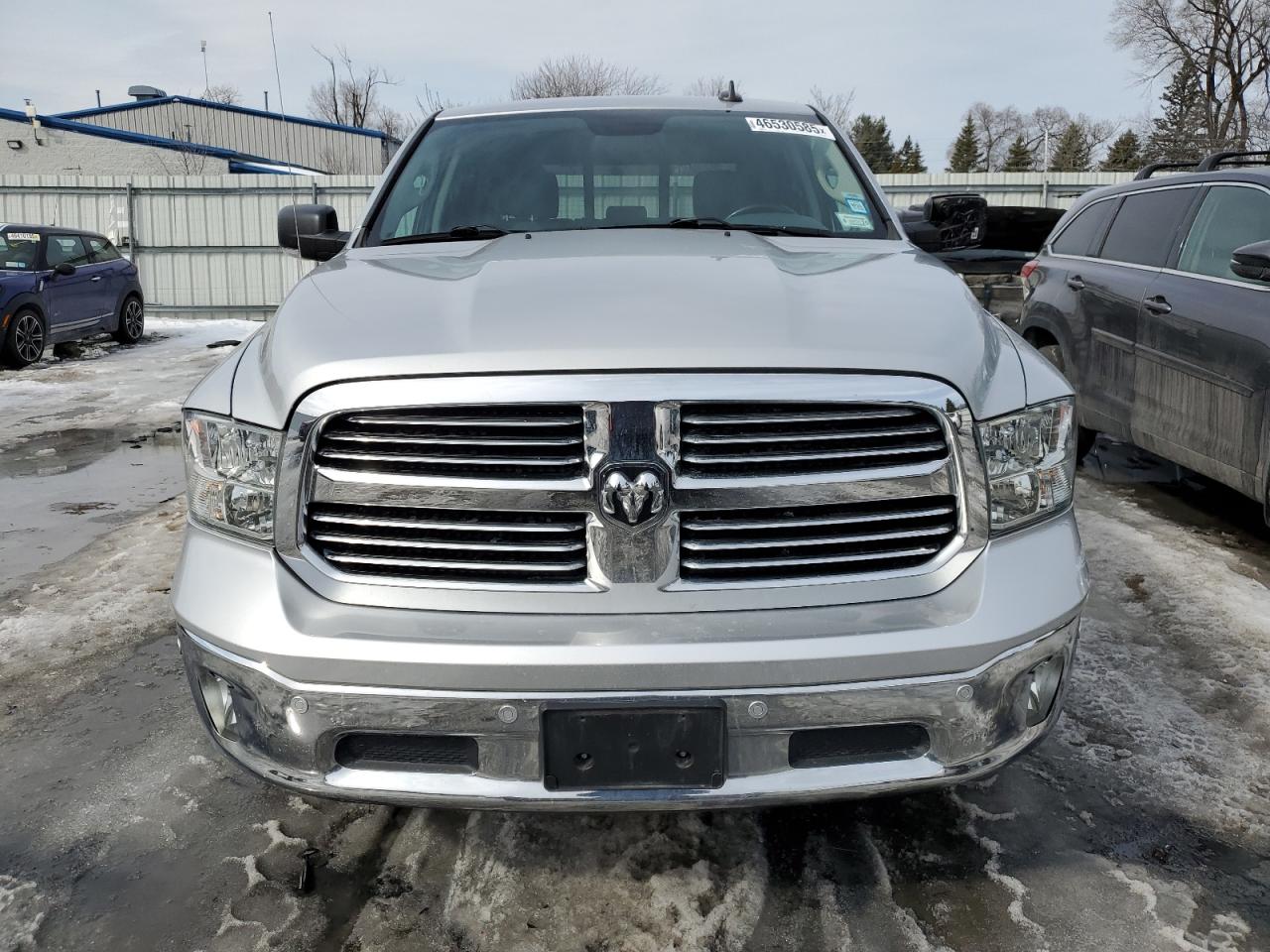2016 RAM 1500 - Image 5