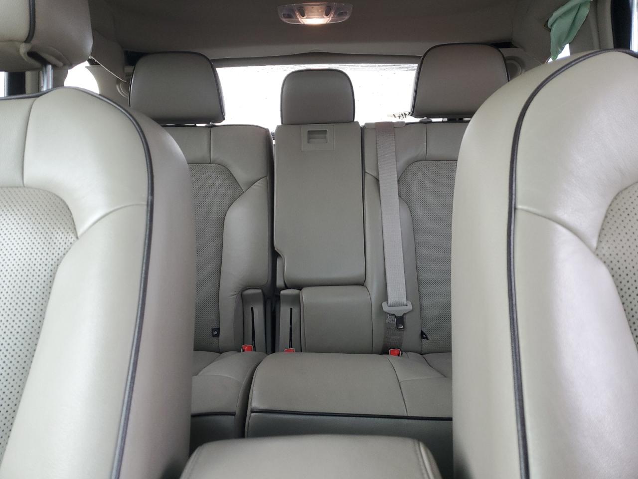 2013 Lincoln MKX - Image 10