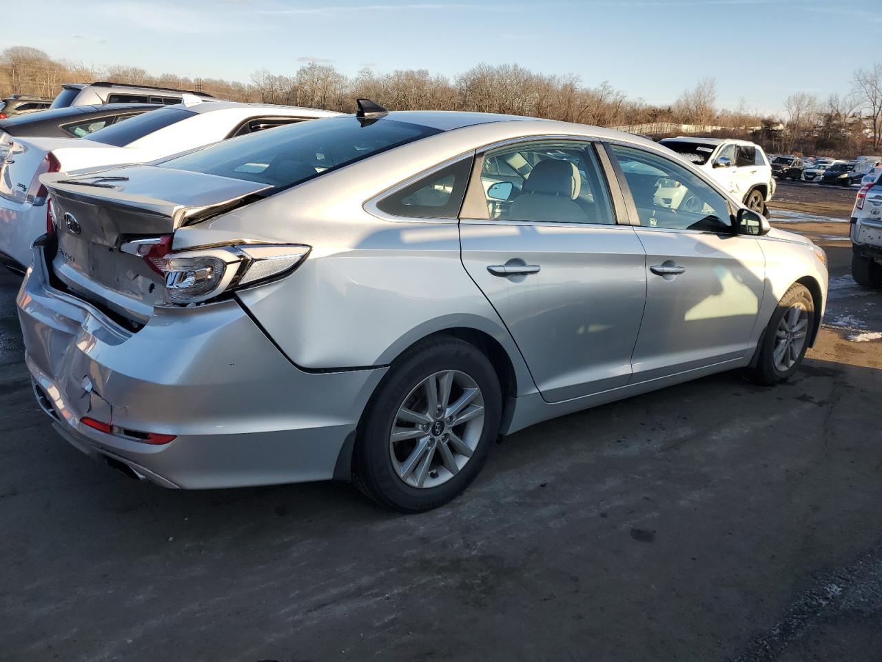 2015 Hyundai Sonata - Image 3