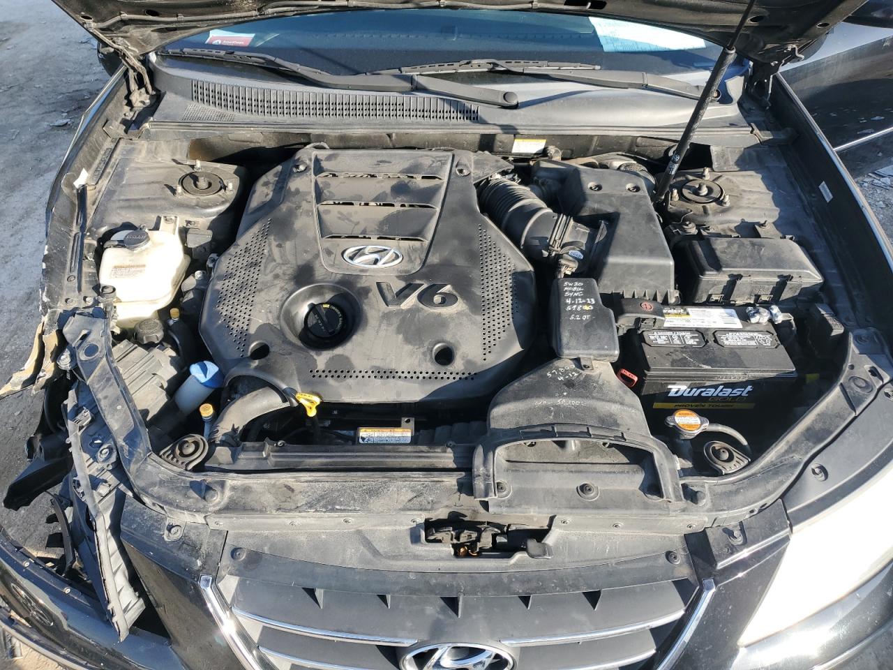 2009 Hyundai Sonata - Image 11