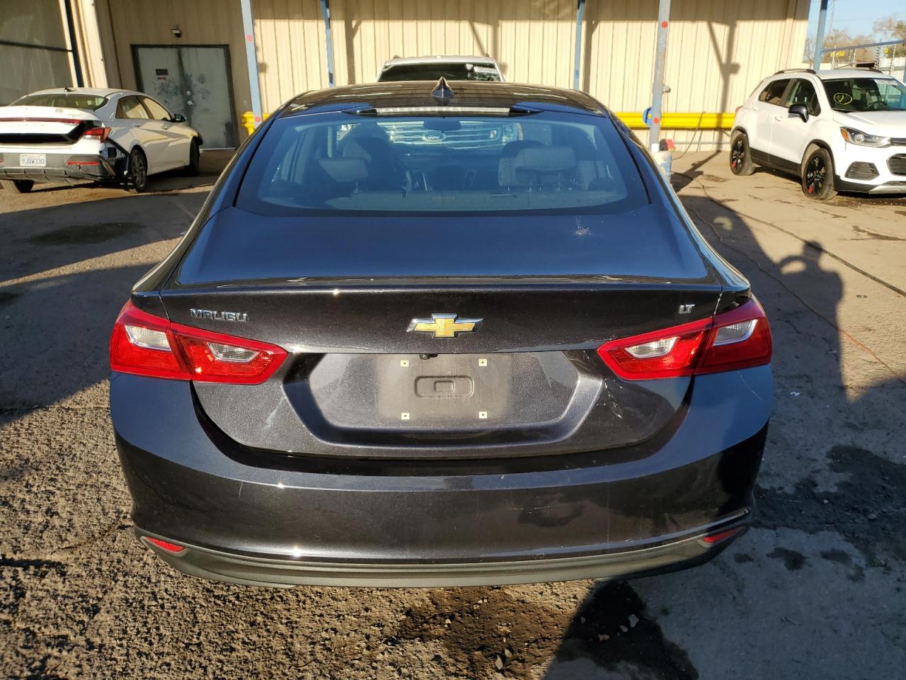 2023 Chevrolet Malibu - Image 6