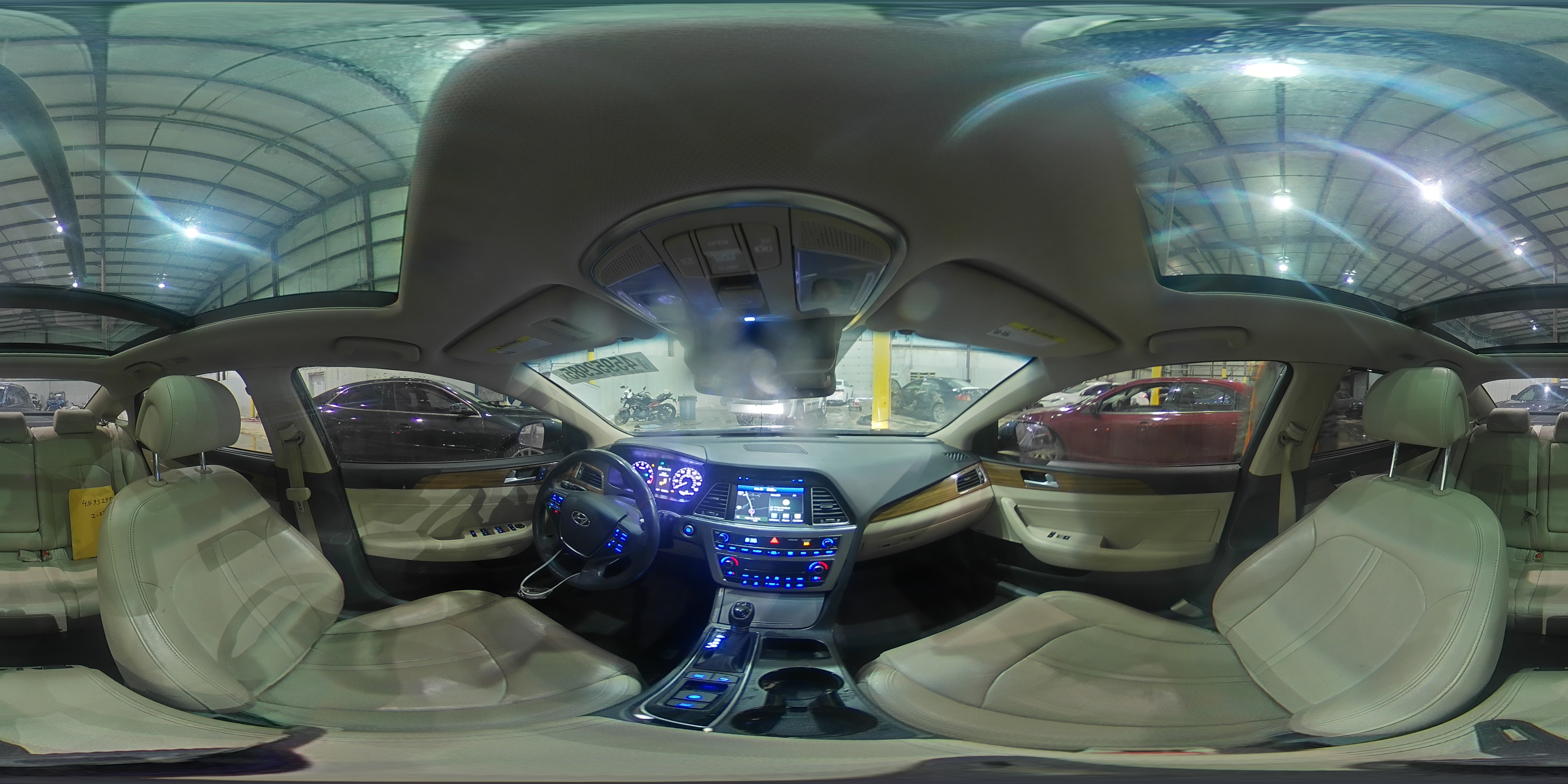 2015 Hyundai Sonata - Image 14